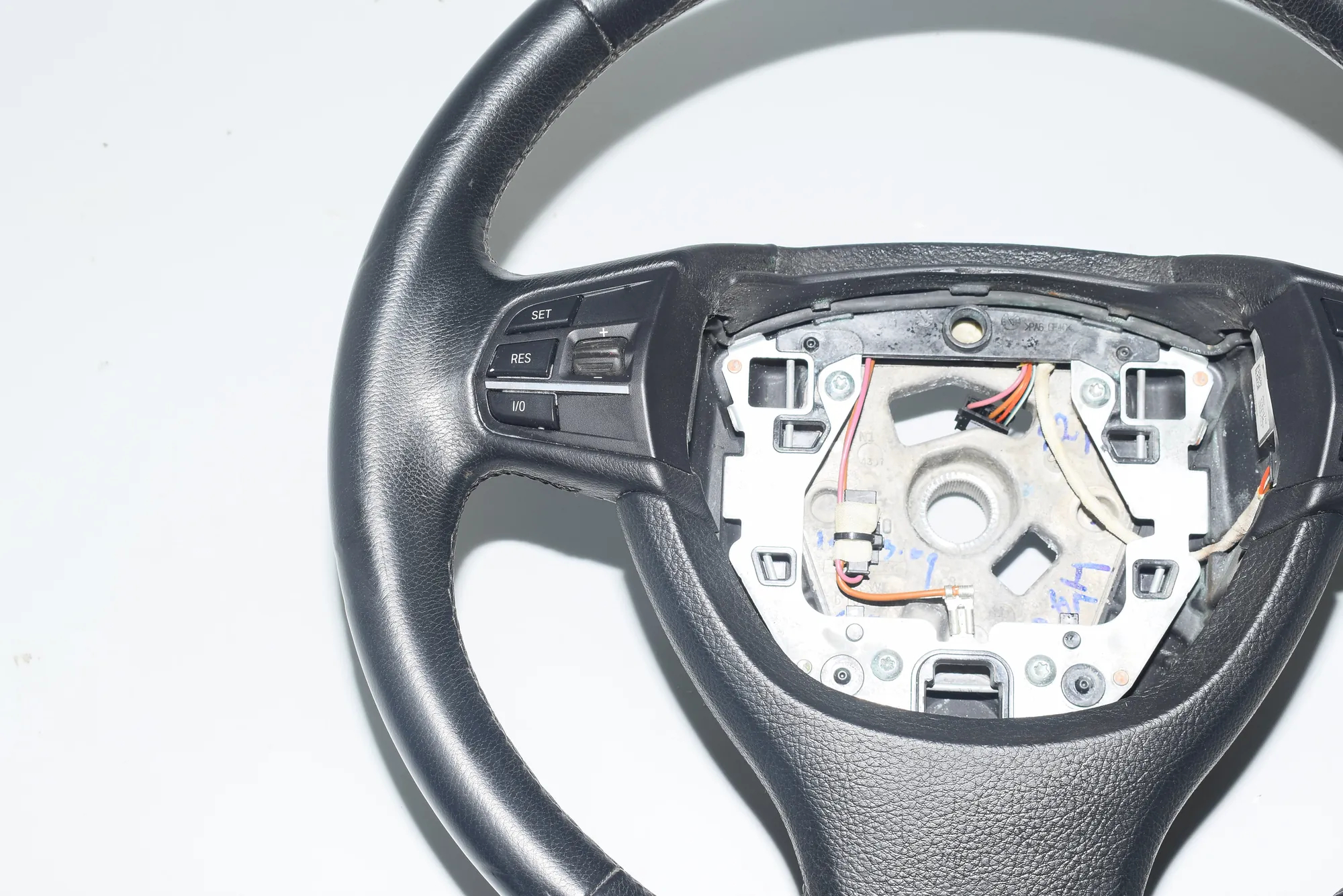 Steering Wheel – OEM 9163029 · BMW 7 (F01, F02) 730 d 2009 – 2