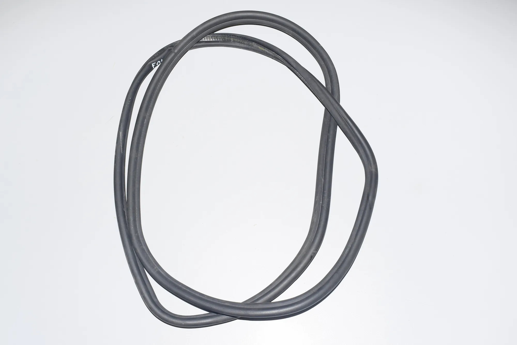 Tailgate Rubber Seal – OEM 7184108 · BMW 7 (F01, F02) 730 d 2009 – 3