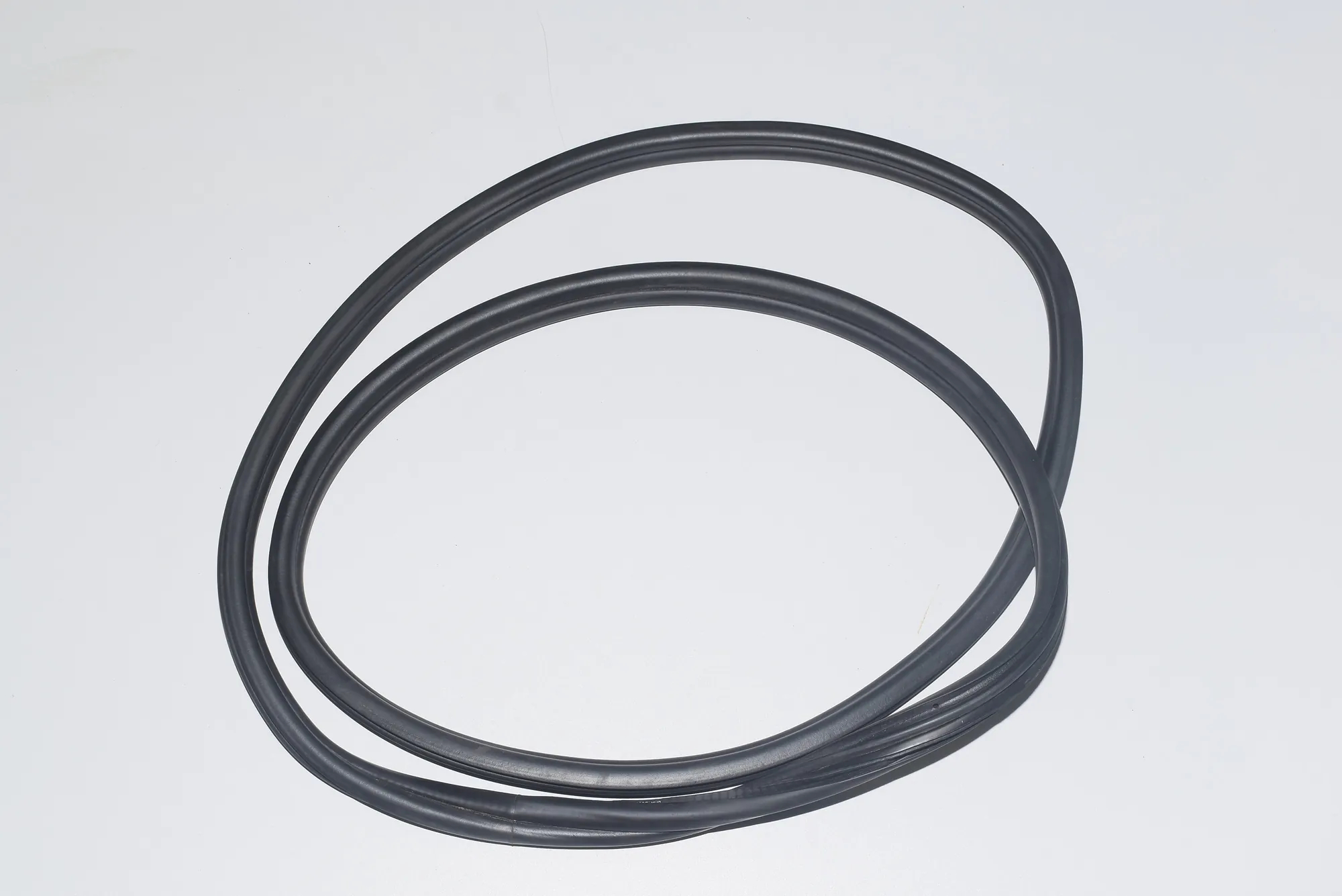 Rear Right Door Seal Rubber – OEM 7240834 · BMW 1 (F20) BMW 1 (F20) 2015 – 2