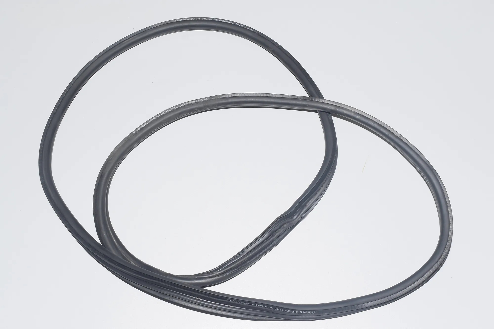 Rear Left Door Seal Rubber – OEM 7240834 · BMW 1 (F20) BMW 1 (F20) 2015