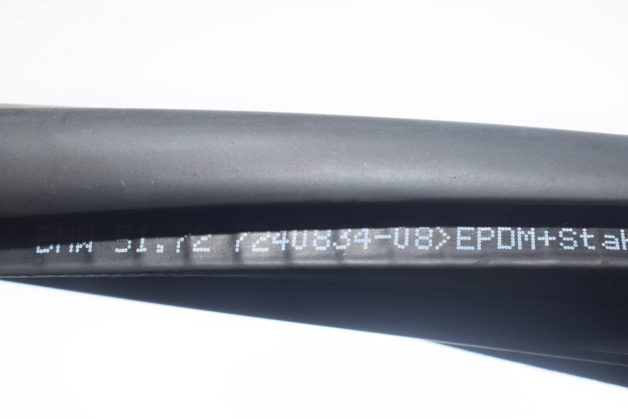 Rear Left Door Seal Rubber – OEM 7240834 · BMW 1 (F20) BMW 1 (F20) 2015 – 4