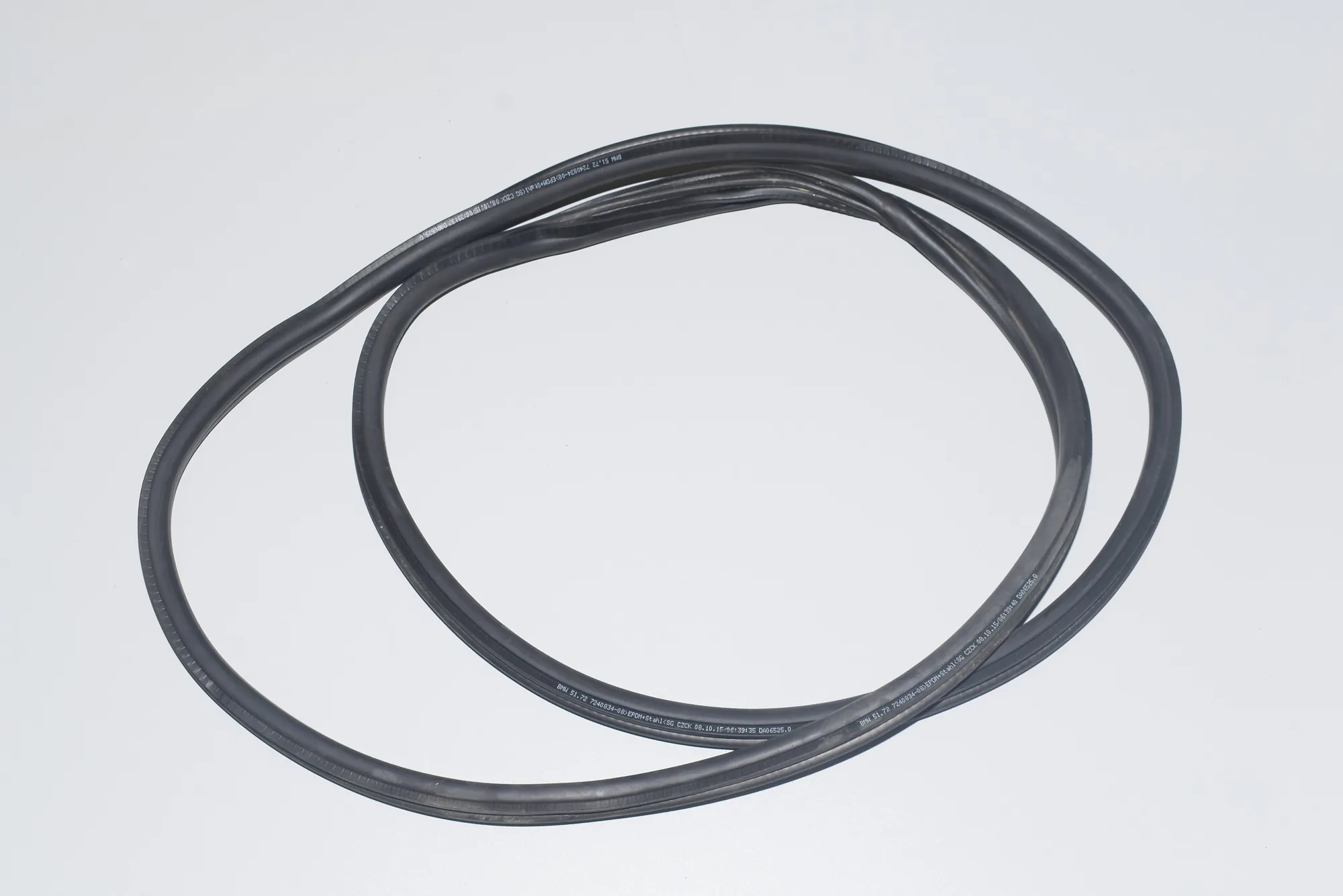 Rear Left Door Seal Rubber – OEM 7240834 · BMW 1 (F20) BMW 1 (F20) 2015 – 2