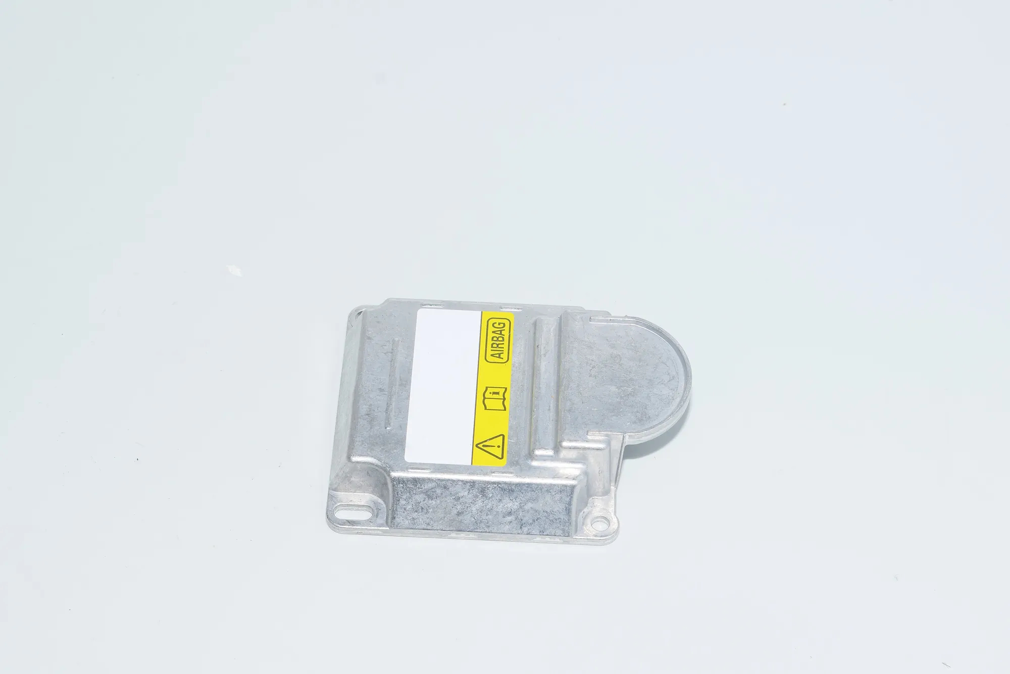 SRS Control Unit – OEM 6867168 · BMW 1 (F20) BMW 1 (F20) 2015 – 2