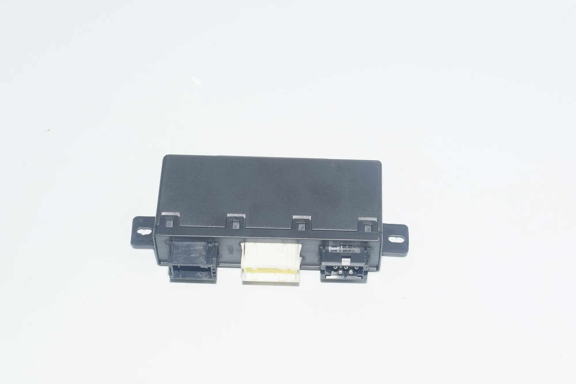 Front Left Door Control Unit – OEM 6904255 · BMW 5 Touring (E39) 525 d 2001 – 2