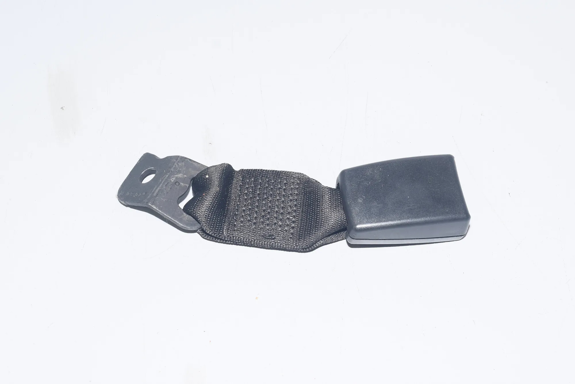 Rear Right Seat Buckle – OEM 9117261 · BMW 1 Coupe (E82) 123 d 2011 – 4