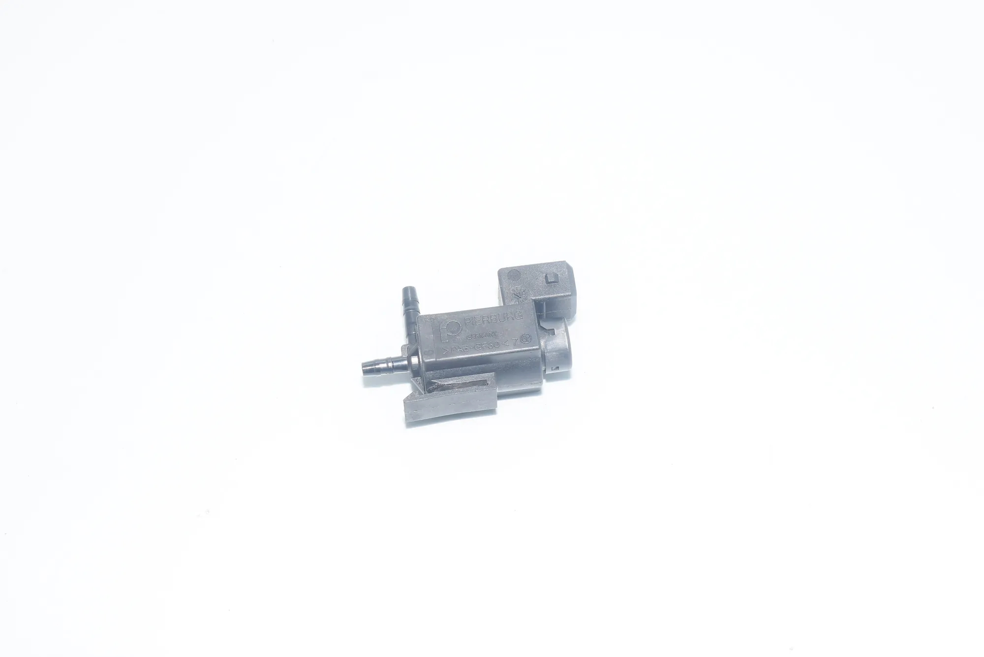 Solenoid Valve – OEM 7810831 · BMW 3 (F30, F80) 320 d 2012 – 3