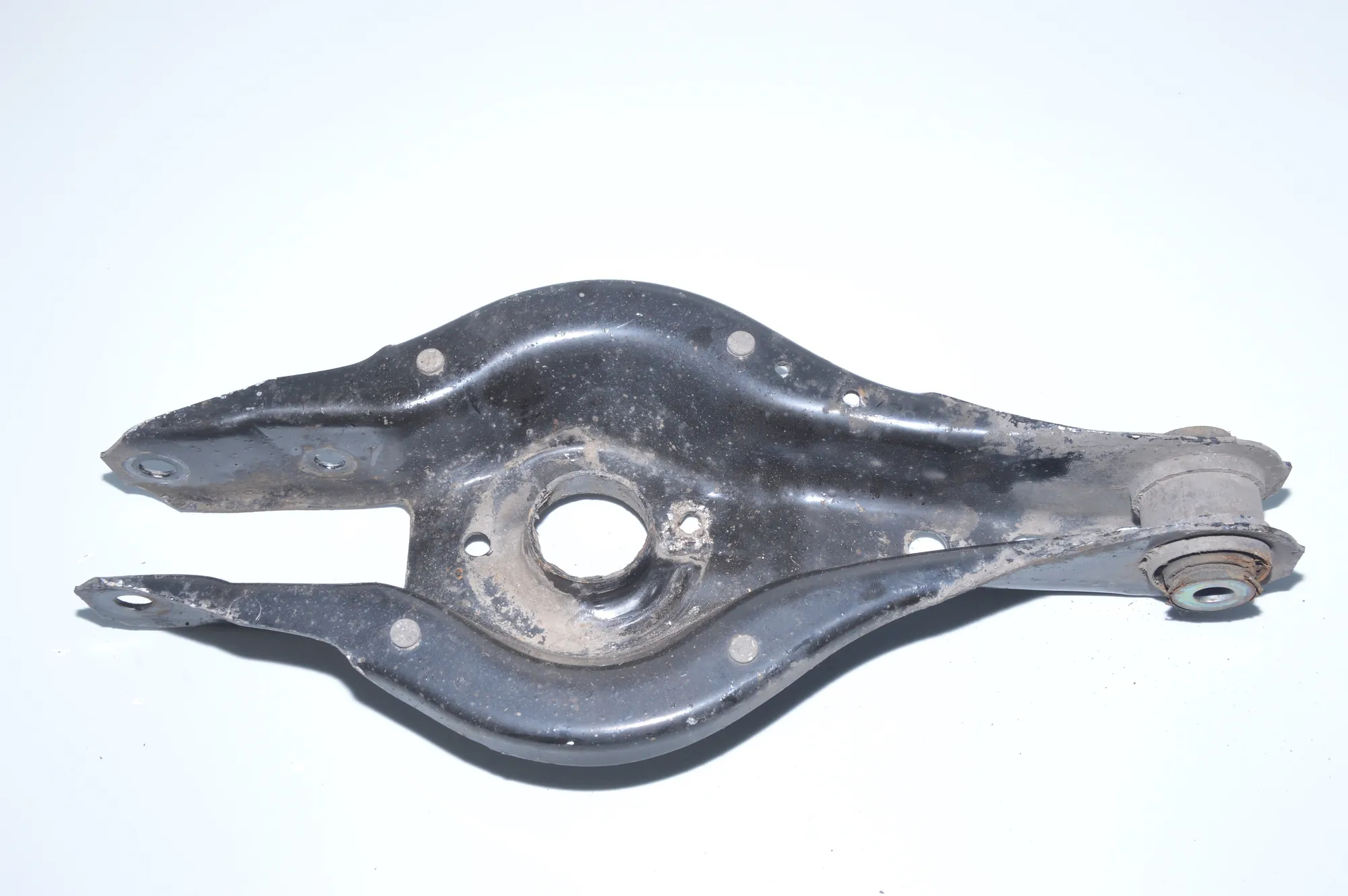 Rear Right Lower Control Arm – OEM 6792541 · BMW 3 (F30, F80) 320 d 2012 – 2