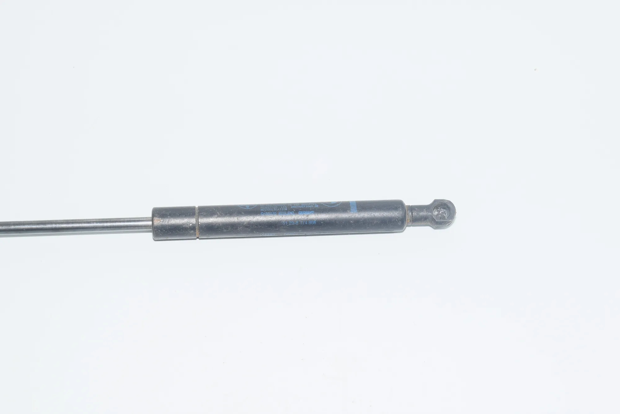 Front Left Bonnet Strut – OEM 8174866 · BMW 5 (E39) BMW 5 (E39) 2000 – 2