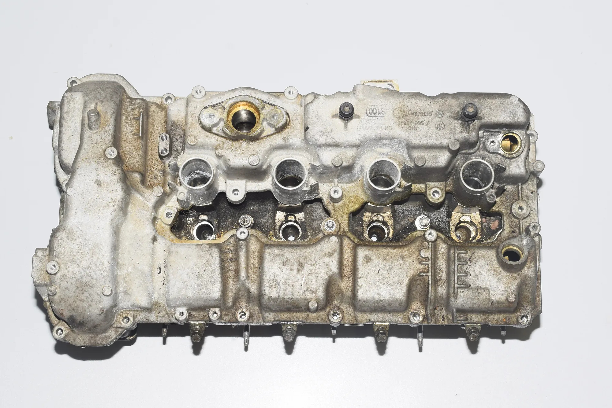 Engine Cylinder Head – OEM 7573940 · BMW 7 (F01, F02) BMW 7 (F01, F02) 750 i 2008