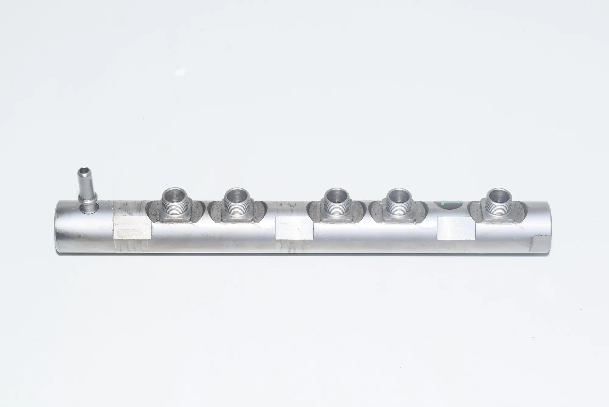 Fuel Rail – OEM 0445214183 · BMW 3 (E90) BMW 3 (E90) 2005