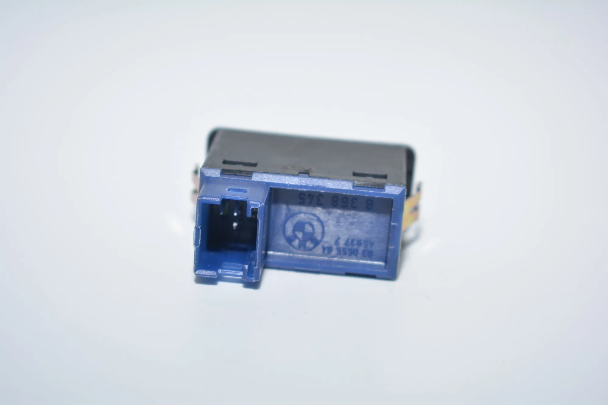 Switches – OEM 8368345 · BMW X5 (E53) 3.0 d 2004 – 3