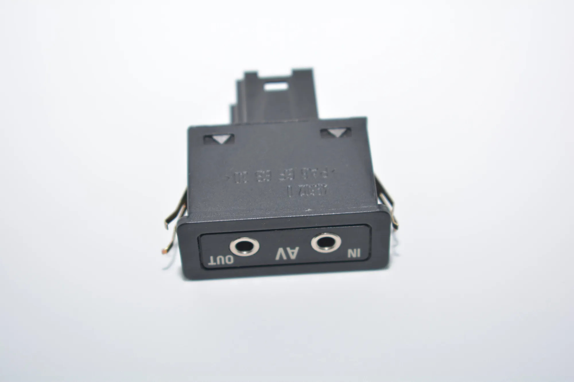 USB/AUX-In Socket Port – OEM 8368346 · BMW X5 (E53) 3.0 d 2004