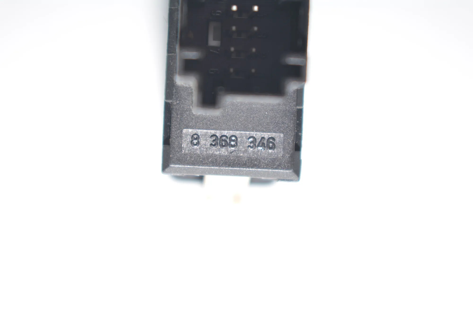 USB/AUX-In Socket Port – OEM 8368346 · BMW X5 (E53) 3.0 d 2004 – 4