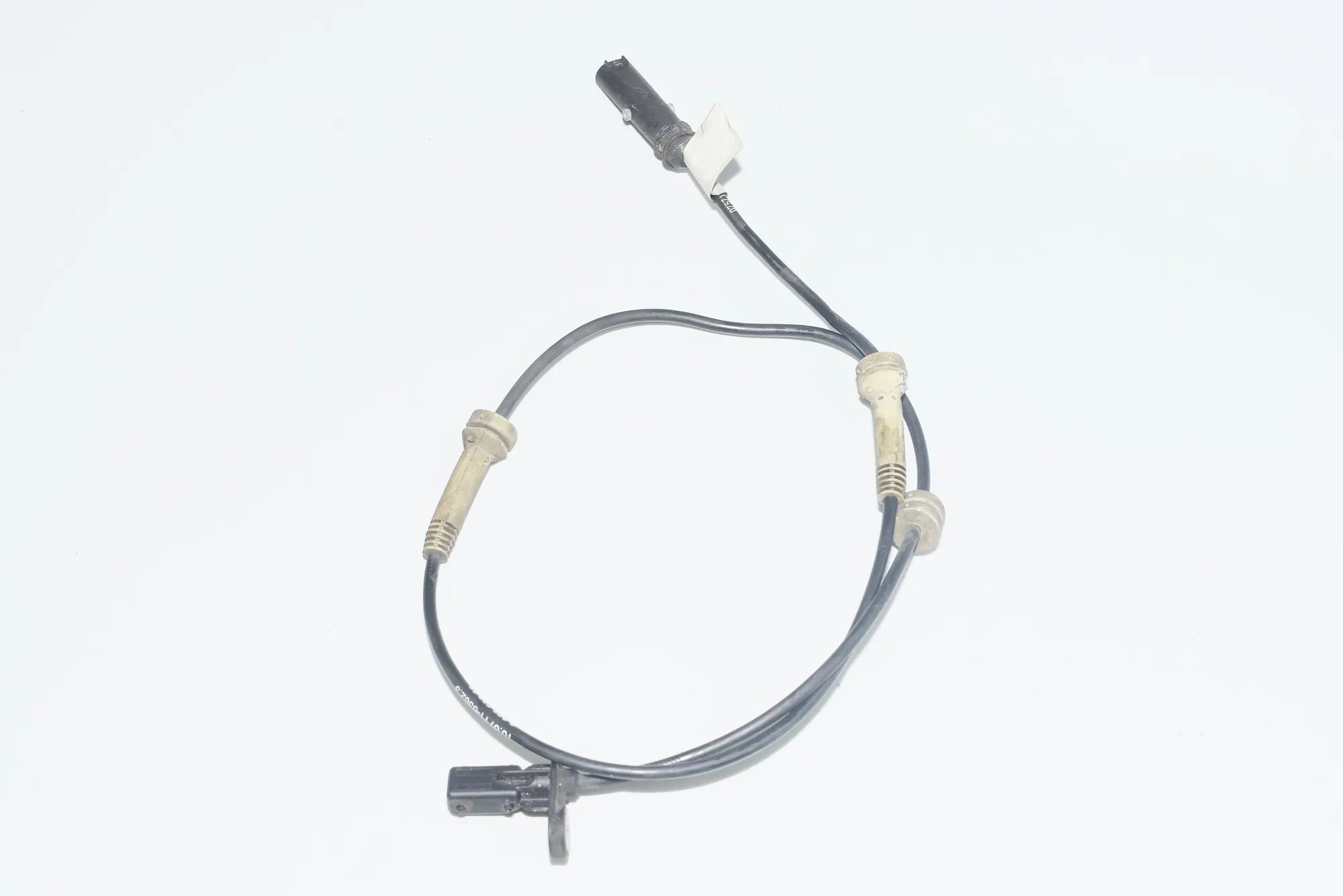 Front Left ABS Sensor – OEM 6859589 · BMW 5 (G30) BMW 5 (G30) 520 d 2017 – 4