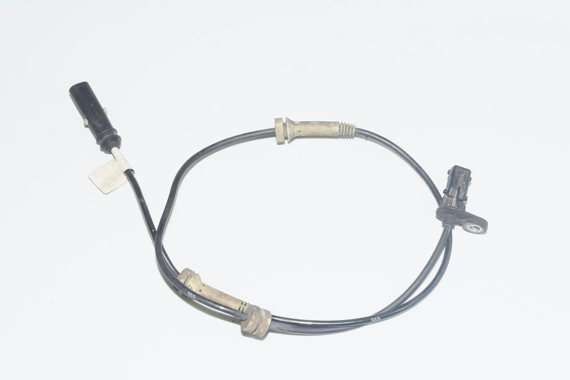 Front Left ABS Sensor – OEM 6859589 · BMW 5 (G30) BMW 5 (G30) 520 d 2017 – 5