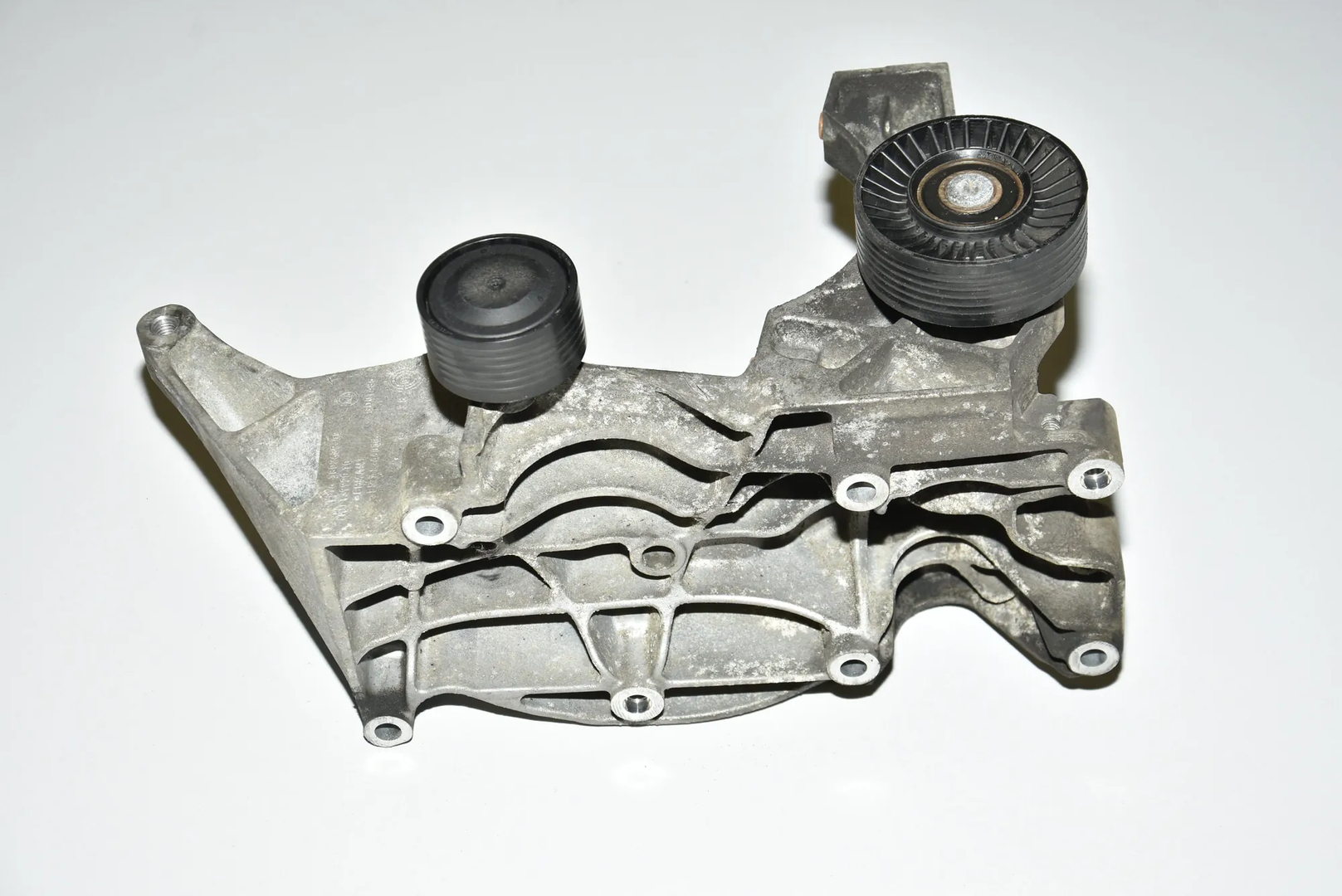 Left Side Engine Bracket – OEM 7802639 · BMW 1 1 (E87) (2003 - 2013) 118 d (2007 - 2011, 2.0 L, 105 kW) 2008 – 3