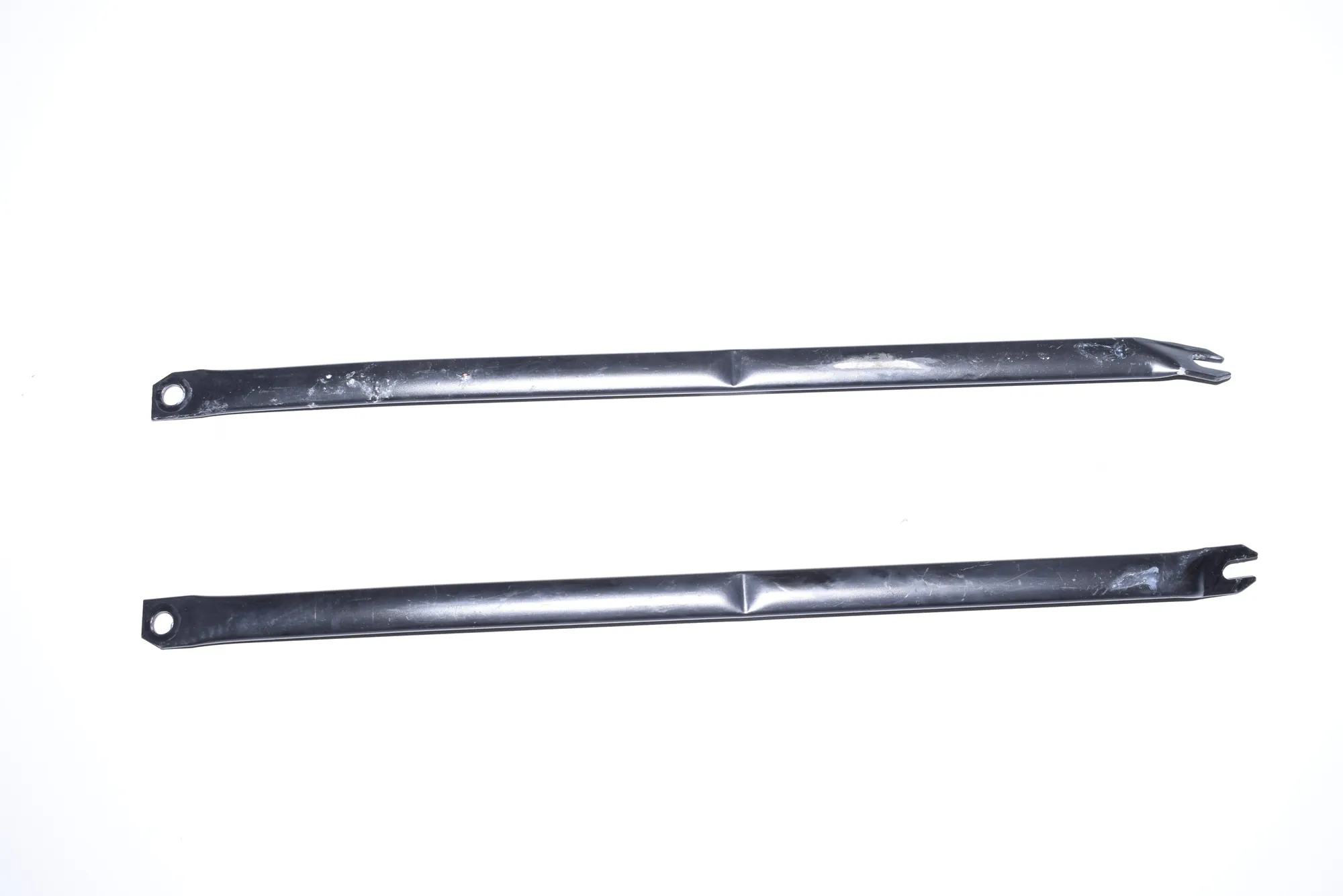 Other Engine Compartment Parts – OEM 6764403 · BMW 1 (E87) 118 d 2008 – 2