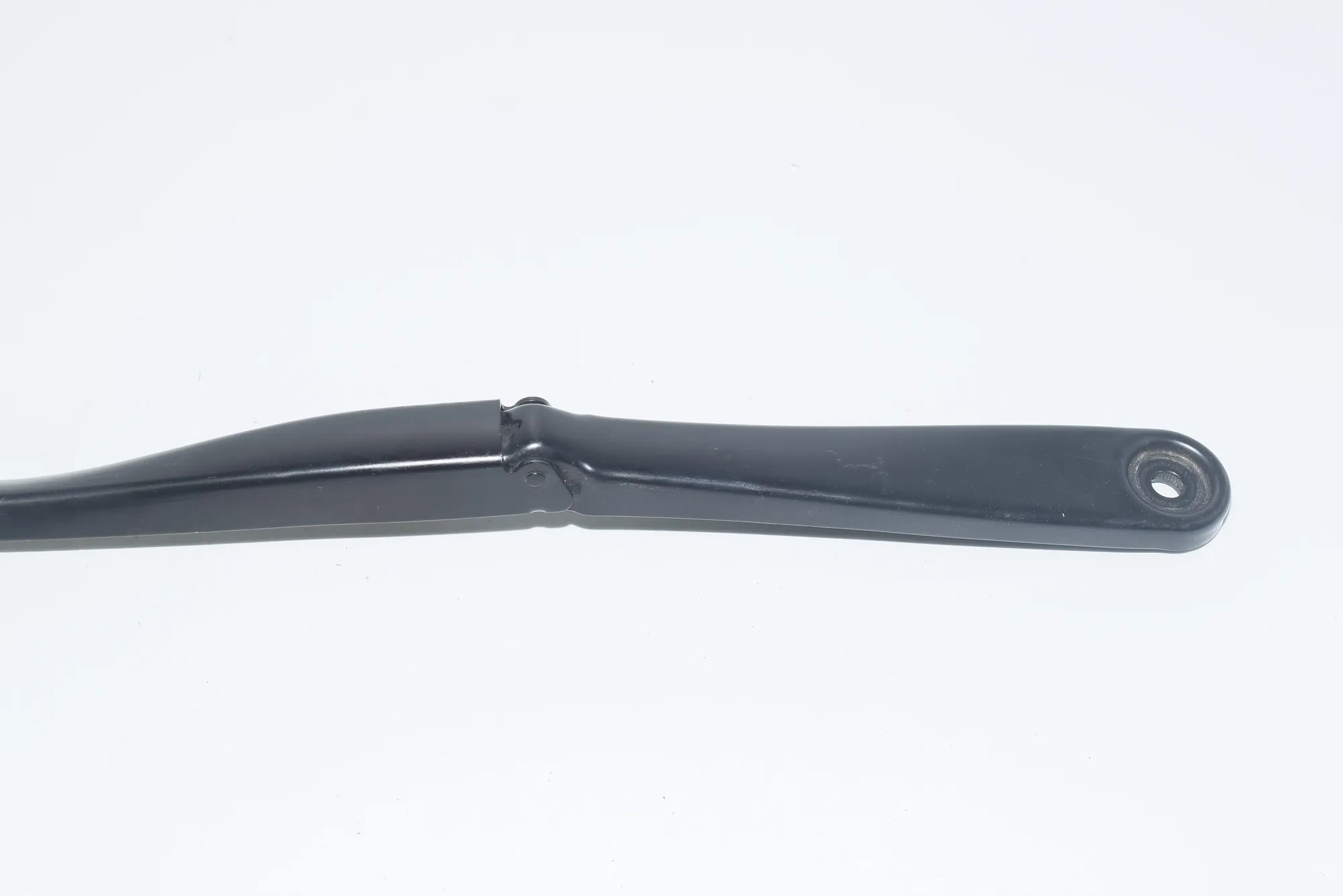 Front Wiper Arms – OEM 7357307 · BMW 7 (G11, G12) BMW 7 (G11, G12) 2015 – 5