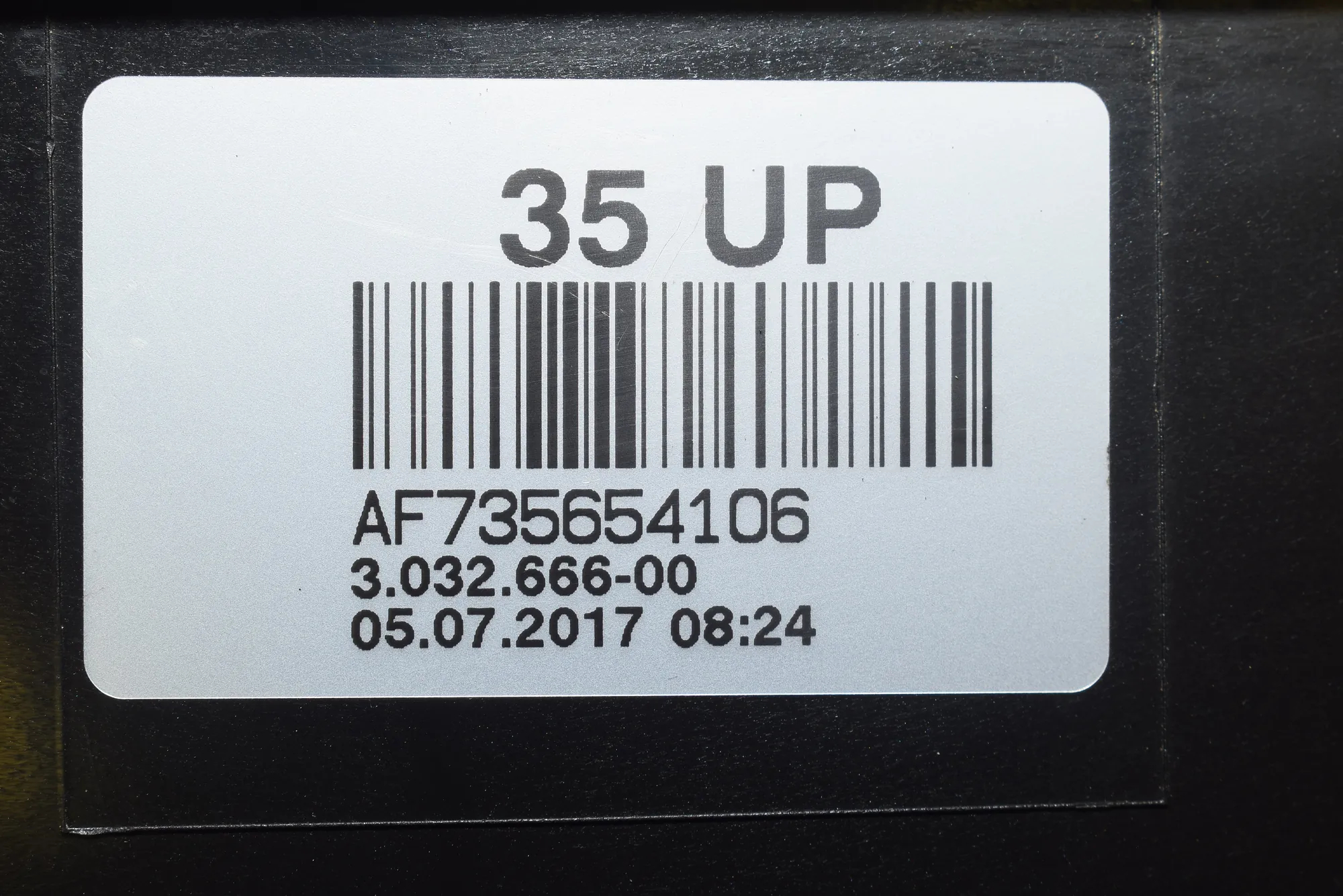 Other Engine Compartment Parts – OEM 7356541 · BMW 7 (G11, G12) BMW 7 (G11, G12) M 760 Li xDrive 2017 – 5