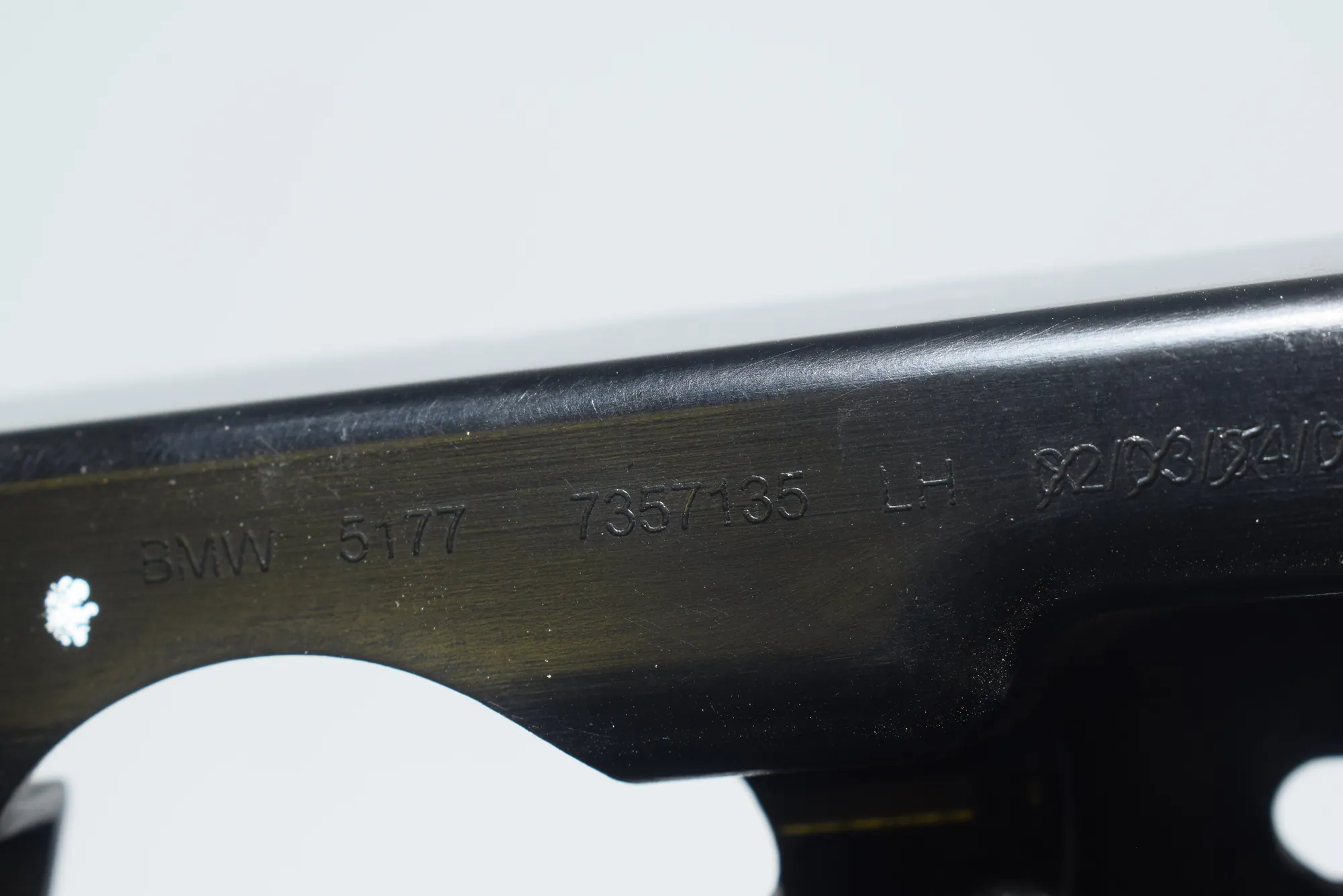 Other Body Parts – OEM 7357134 · BMW 7 (G11, G12) BMW 7 (G11, G12) 2015 – 7