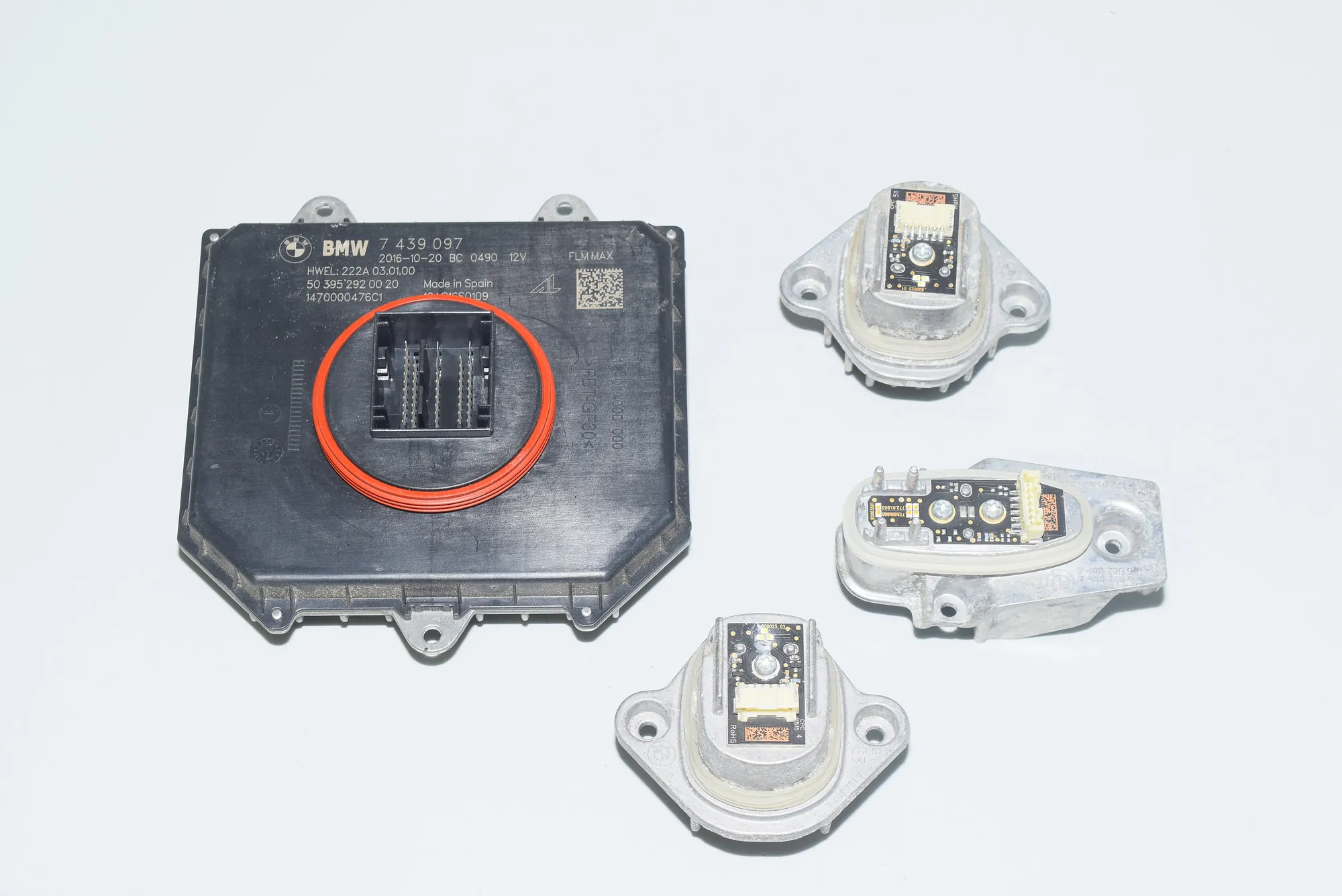 Front Left Headlight Xenon Module – OEM 7439097 · BMW 7 (G11, G12) BMW 7 (G11, G12) 2015