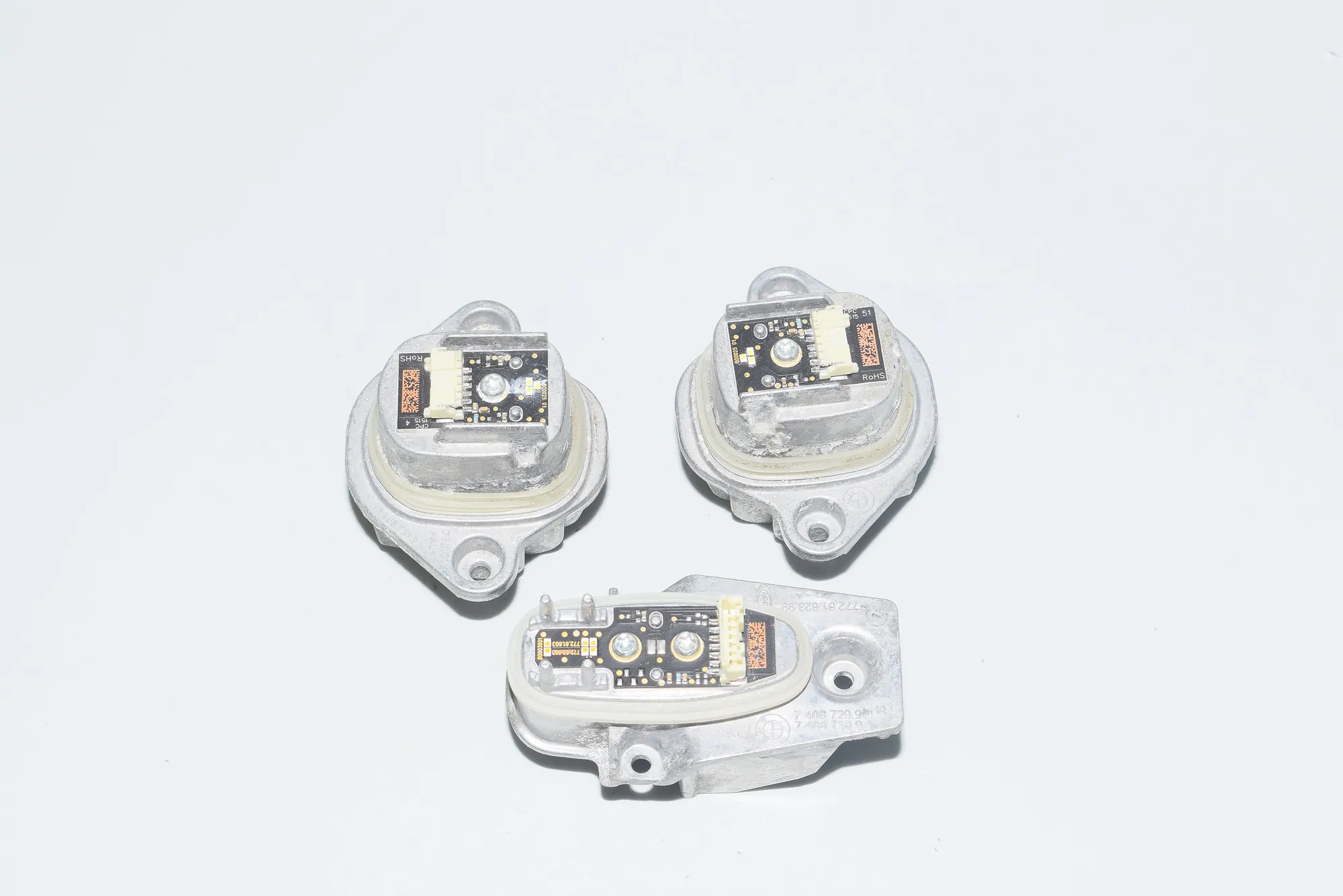 Front Left Headlight Xenon Module – OEM 7439097 · BMW 7 (G11, G12) BMW 7 (G11, G12) 2015 – 3