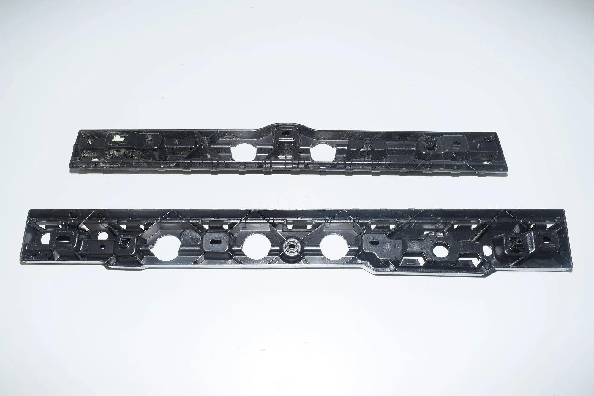 Other Body Parts – OEM 7357134 · BMW 7 (G11, G12) BMW 7 (G11, G12) 2015 – 7