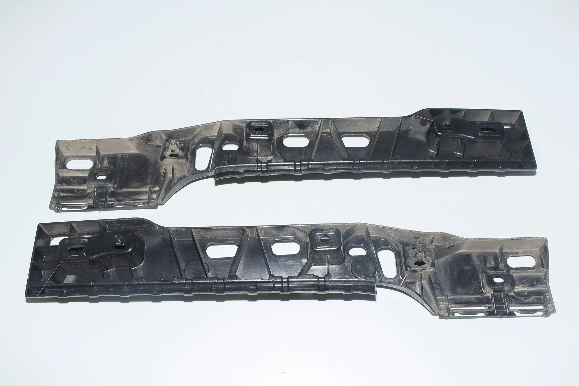 Other Body Parts – OEM 7357134 · BMW 7 (G11, G12) BMW 7 (G11, G12) 2015 – 12