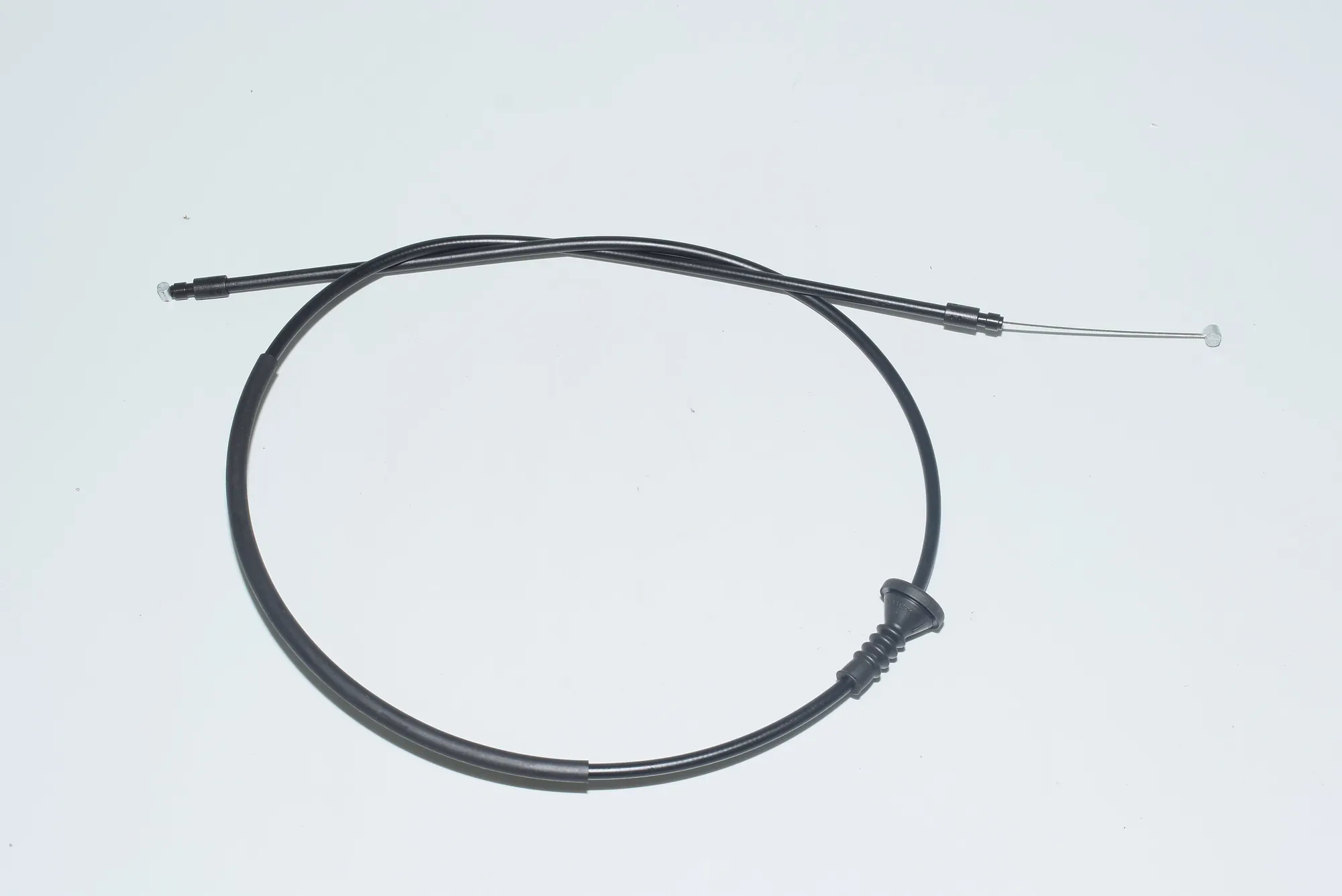 Bonnet Lock Cable – OEM 7347413 · BMW 7 (G11, G12) BMW 7 (G11, G12) 2015