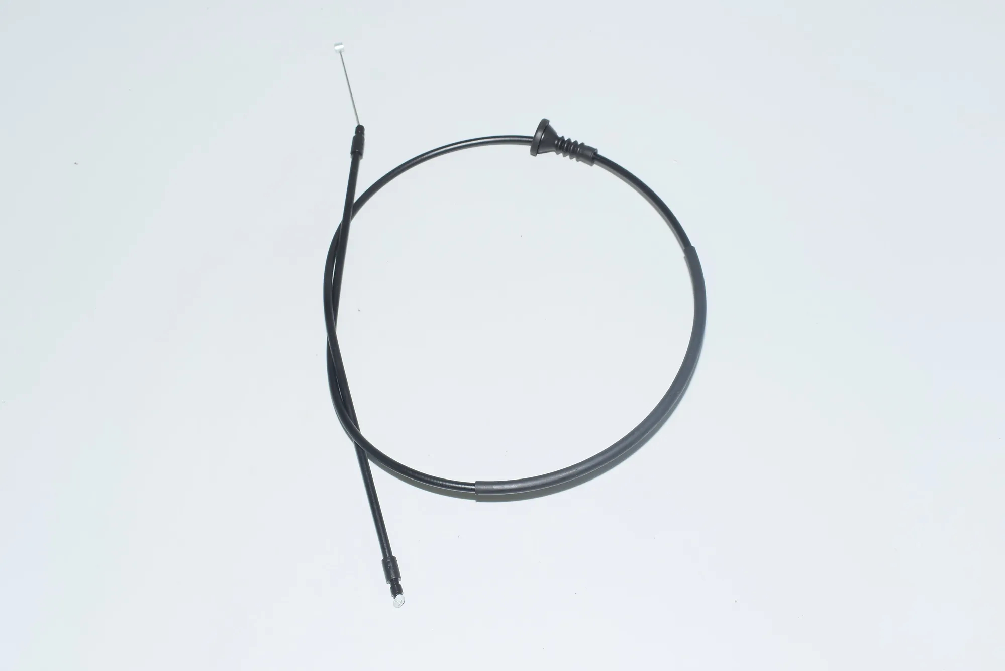Bonnet Lock Cable – OEM 7347413 · BMW 7 (G11, G12) BMW 7 (G11, G12) 2015 – 3