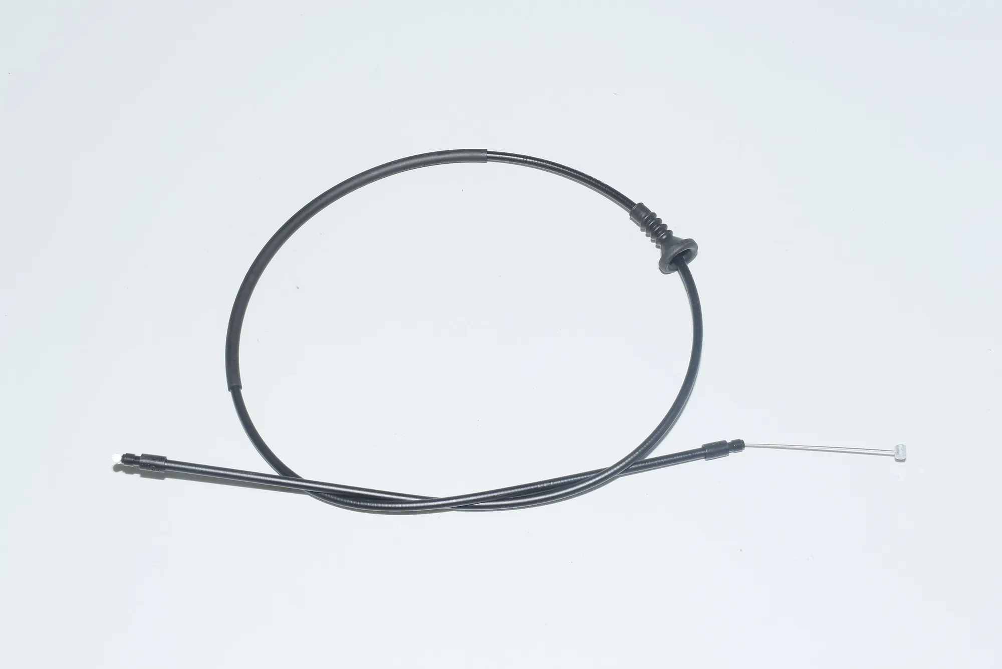 Bonnet Lock Cable – OEM 7347413 · BMW 7 (G11, G12) BMW 7 (G11, G12) 2015 – 2