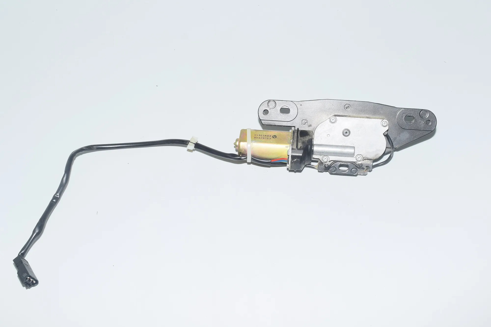Tailgate Boot Lock – OEM 8362371 · BMW 5 Touring (E39) 525 d 2003 – 3