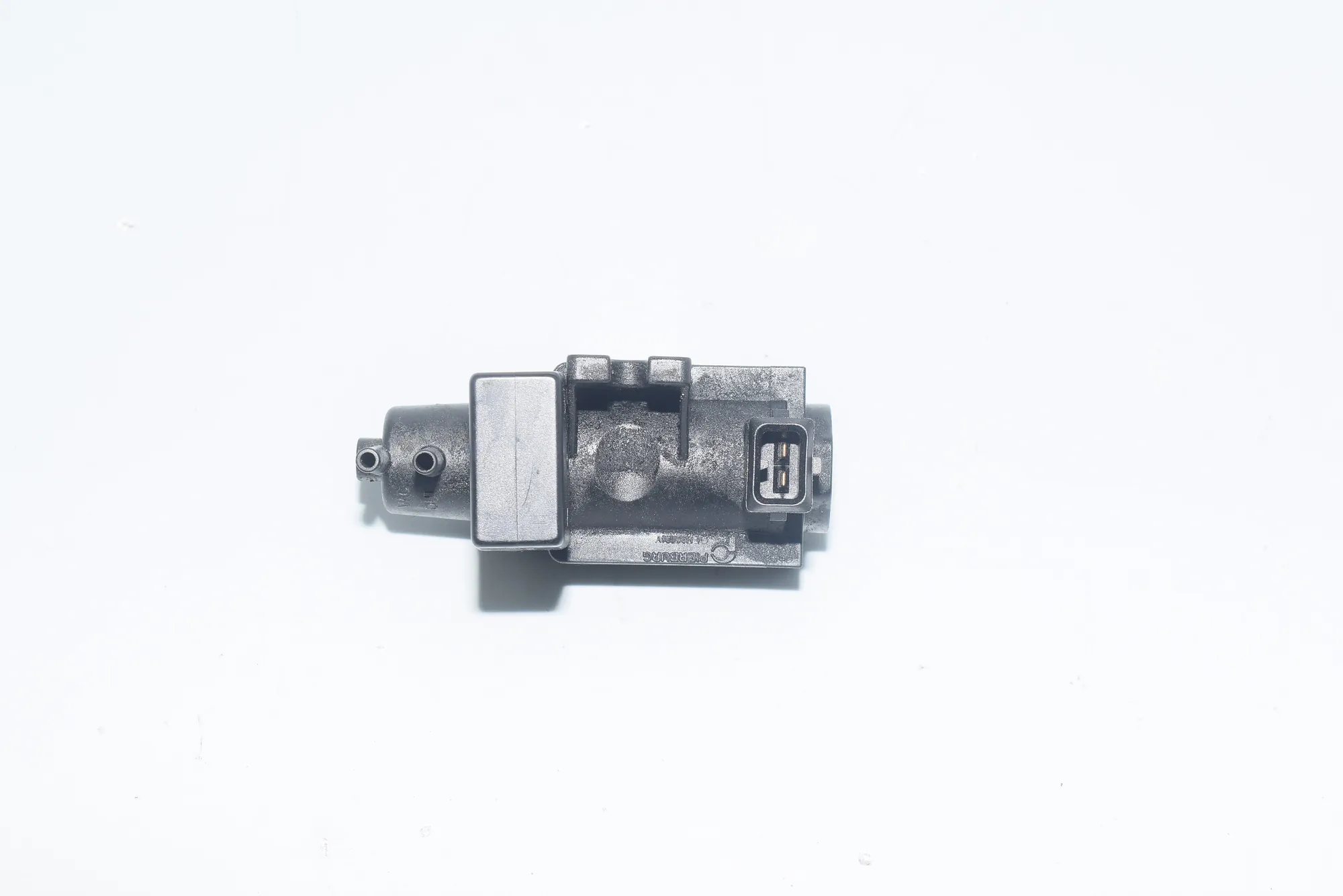 Solenoid Valve – OEM 2247906 · BMW 5 Touring (E39) 525 d 2003 – 4