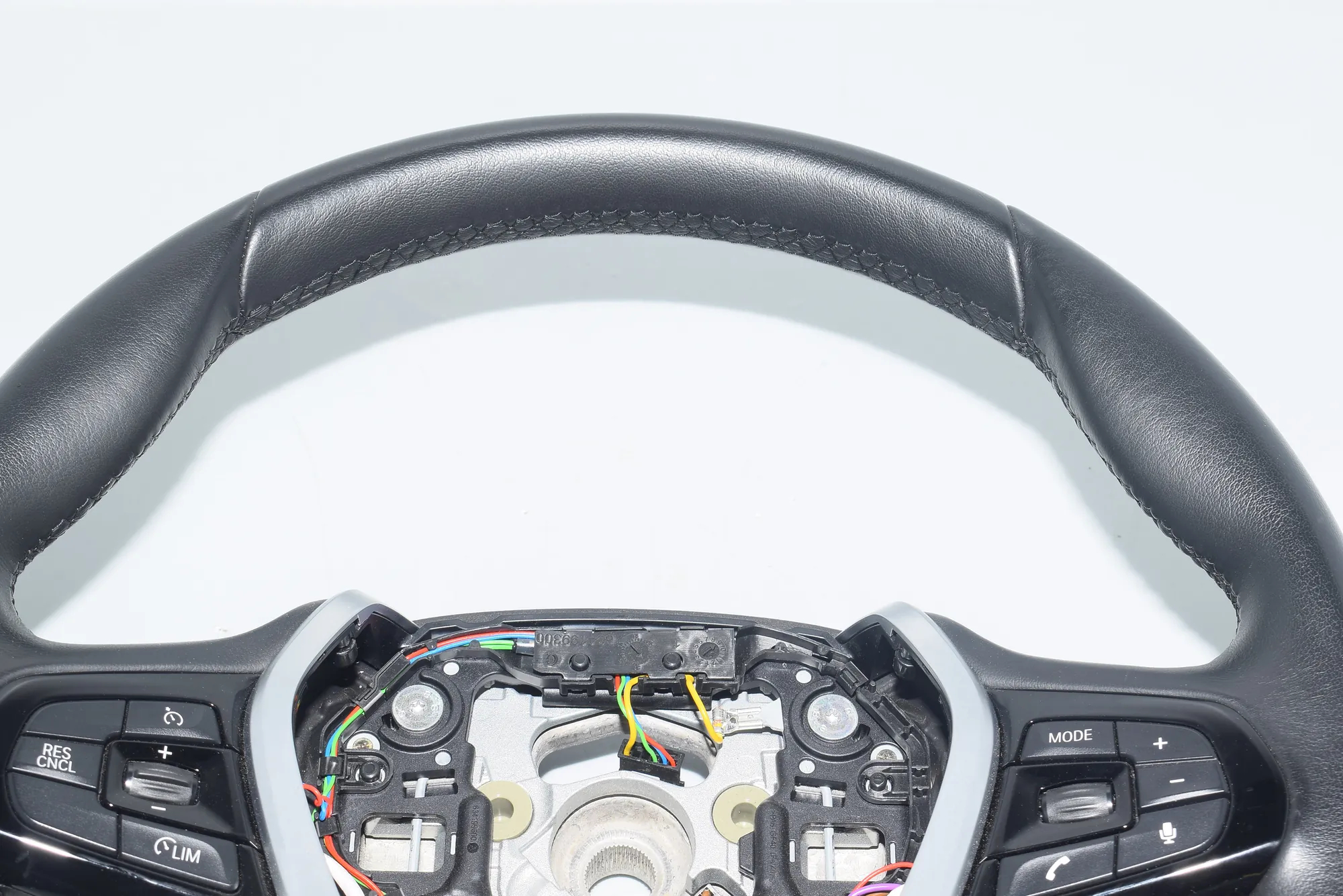 Steering Wheel – OEM NA · BMW 5 (G30) BMW 5 (G30) 2016 – 5