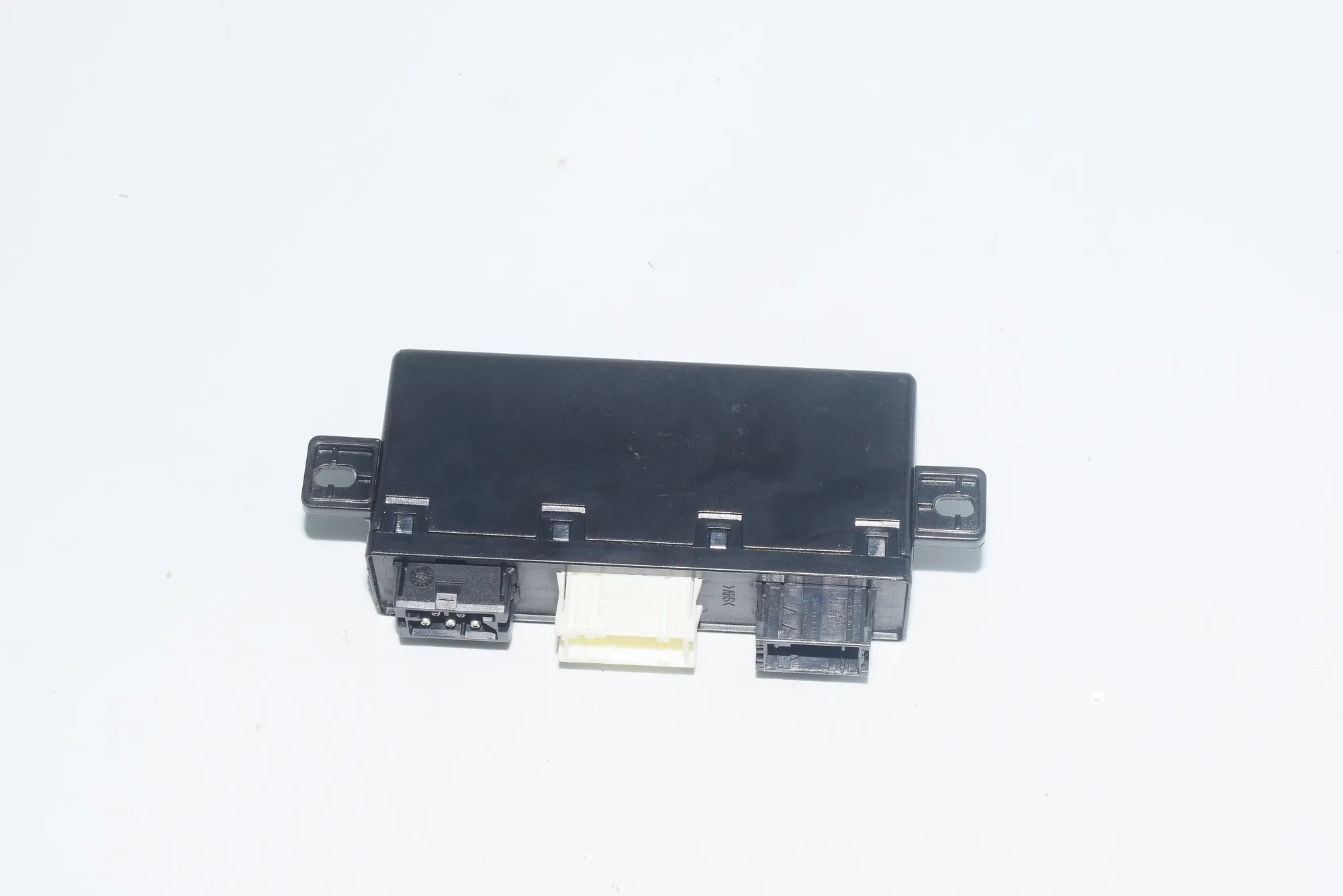 Front Left Door Control Unit – OEM 6904255 · BMW 5 Touring (E39) 525 d 2002 – 5