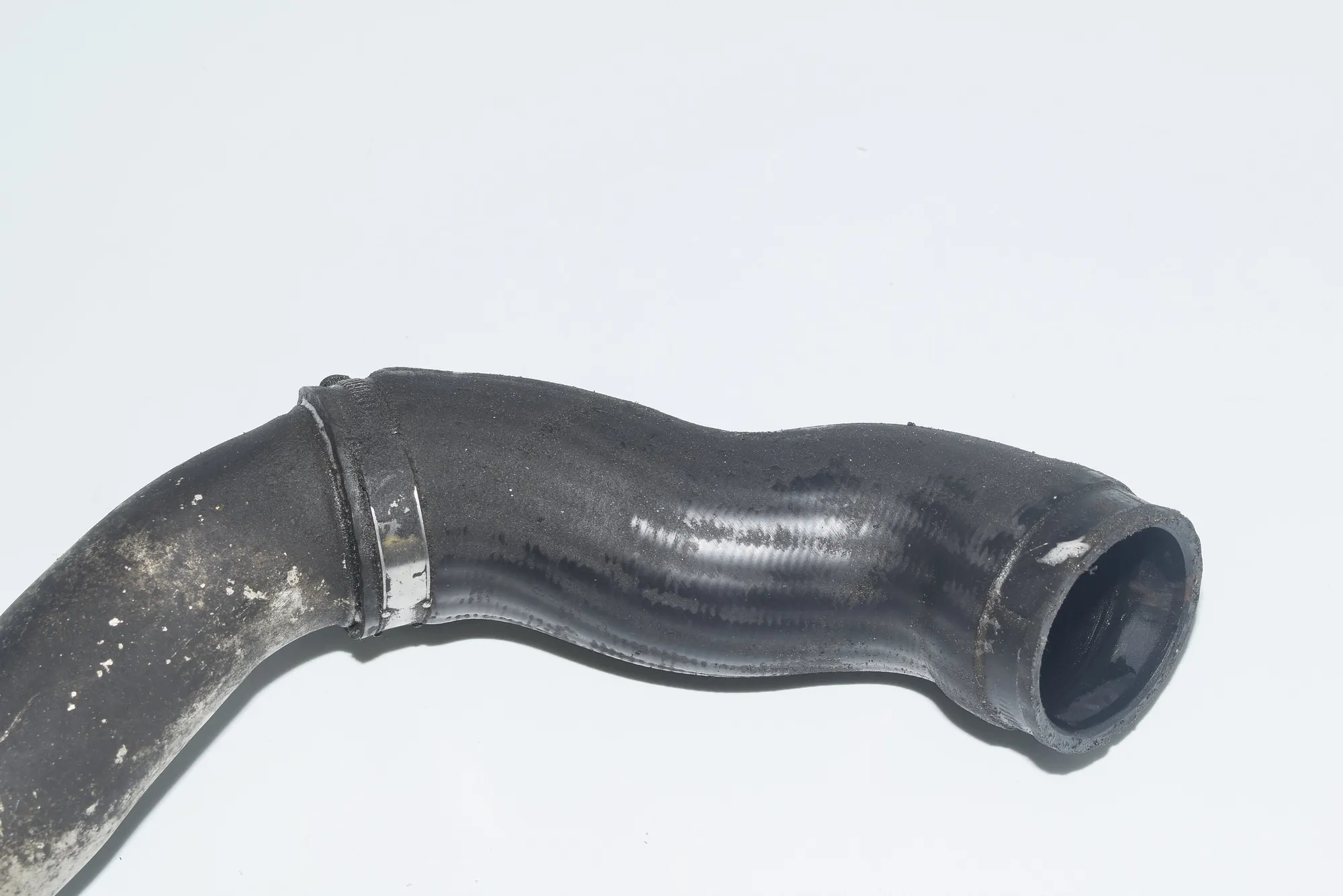 Right Side Intercooler Hose – OEM 2249669 · BMW 5 Touring (E39) 525 d 2002 – 3