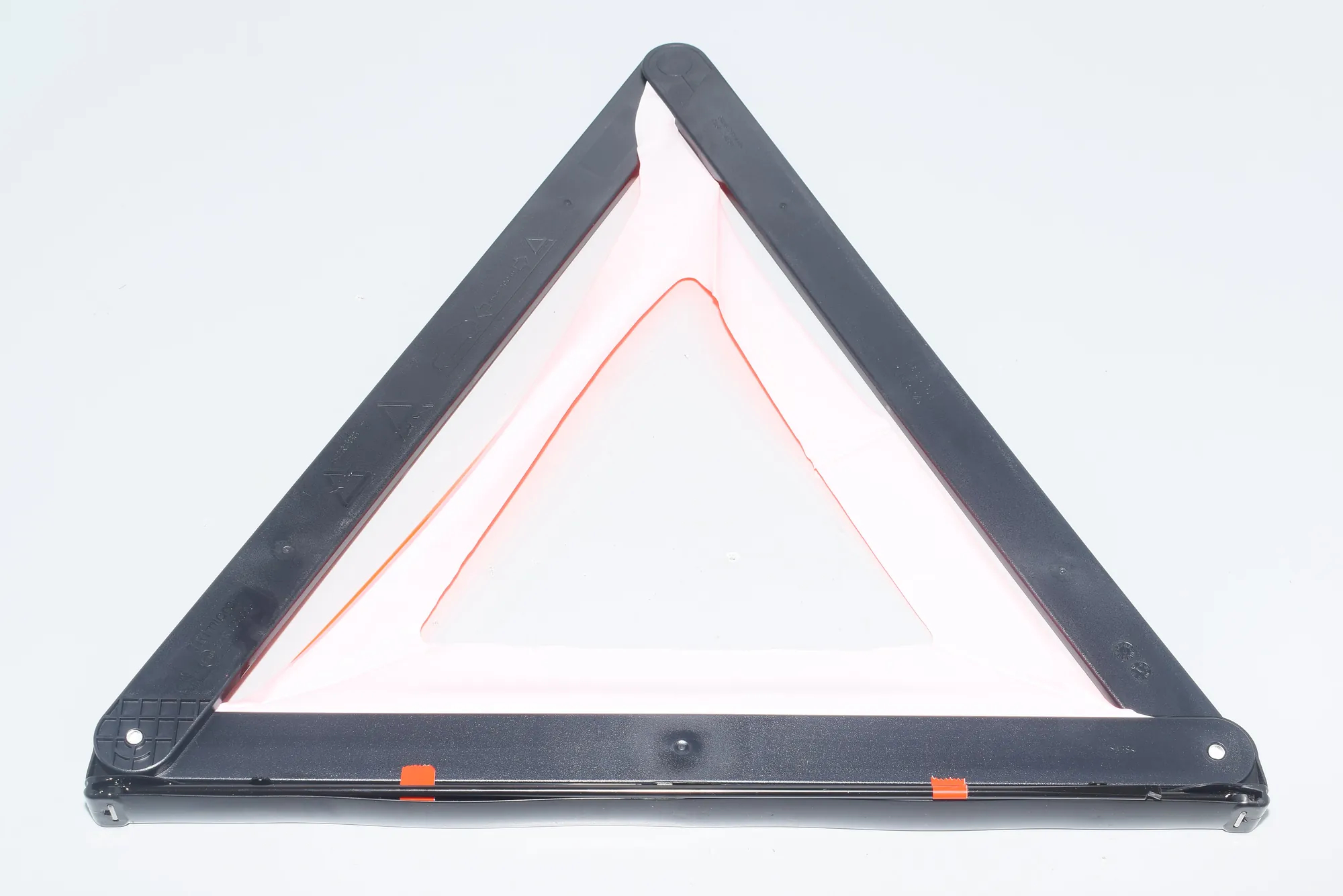 Warning Triangle – OEM 6770487 · BMW 3 (F30, F80) BMW 3 (F30, F80) 2011 – 4