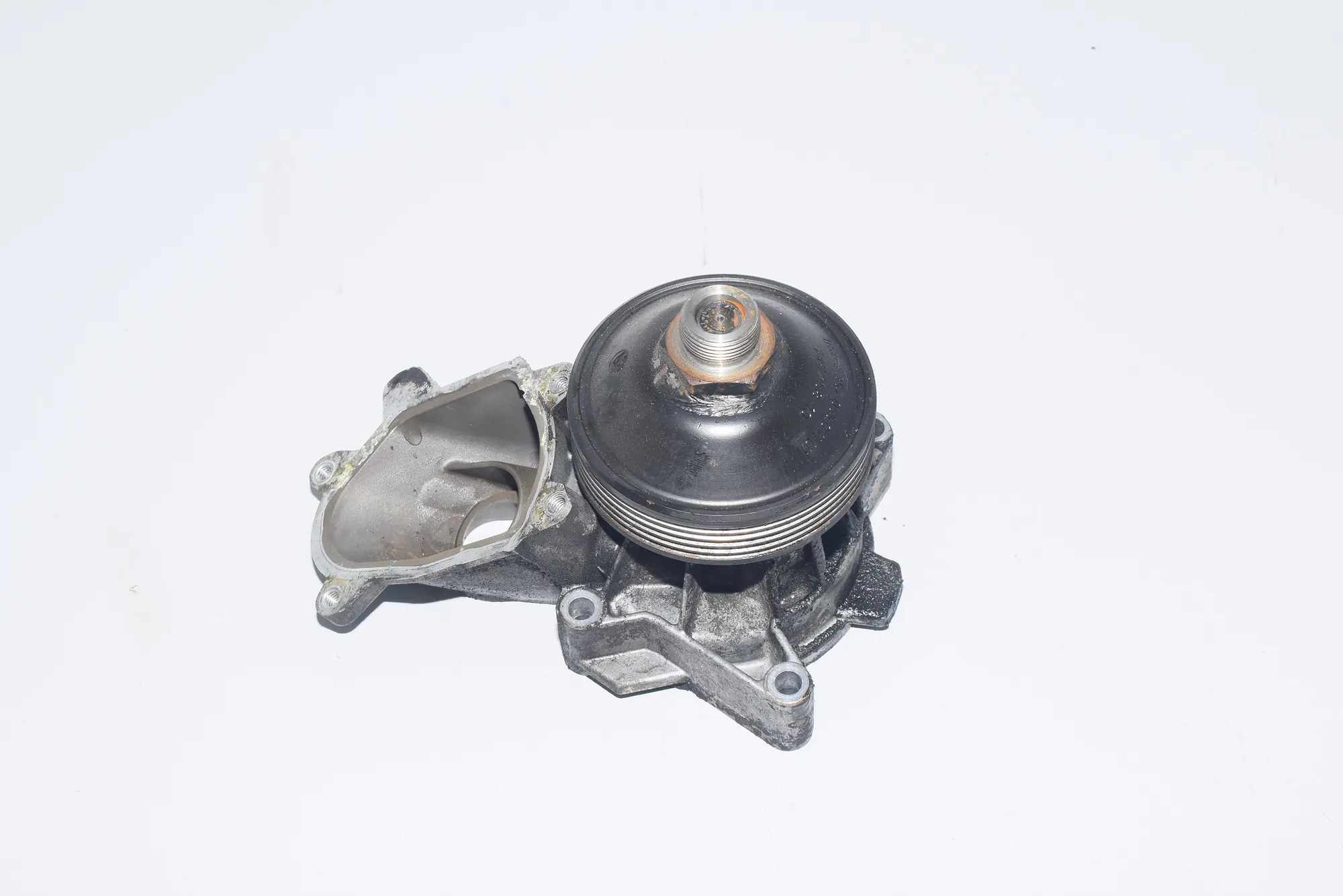 Water Pump – OEM 2354055 · BMW 5 Touring (E39) 525 d 2000 – 3