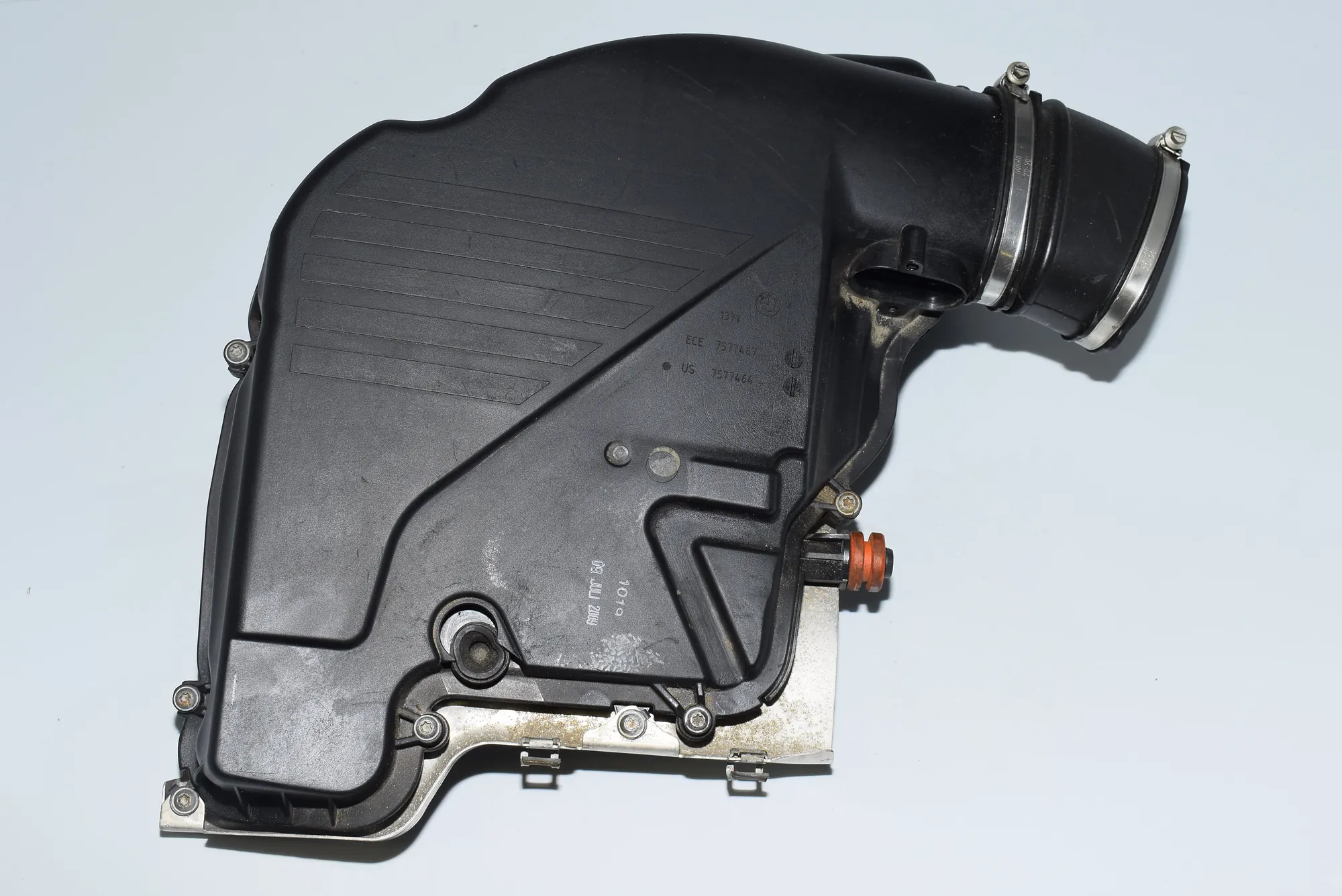 Air Filter Box – OEM 7577467 · BMW 7 (F01, F02) BMW 7 (F01, F02) 750 i 2009 – 2