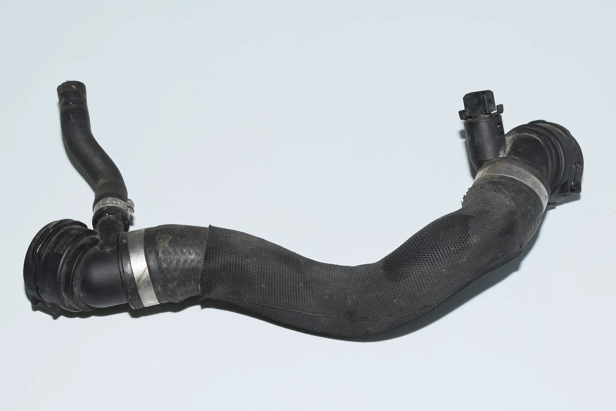 Pipe Hose – OEM 7575427 · BMW 7 (F01, F02) BMW 7 (F01, F02) 750 i 2009 – 3