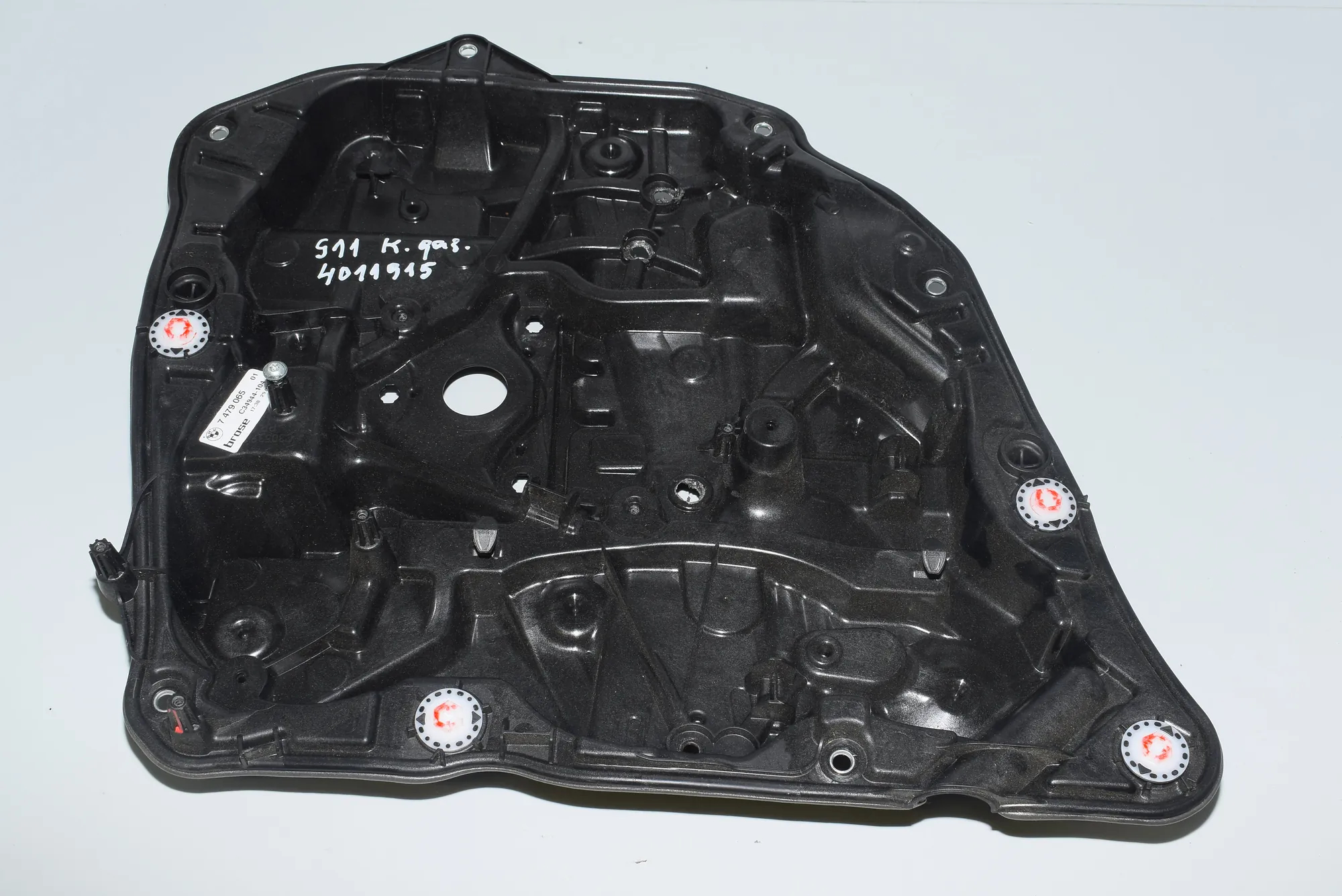 Rear Left Door Panel – OEM 7479065 · BMW 7 (G11, G12) BMW 7 (G11, G12) 2016
