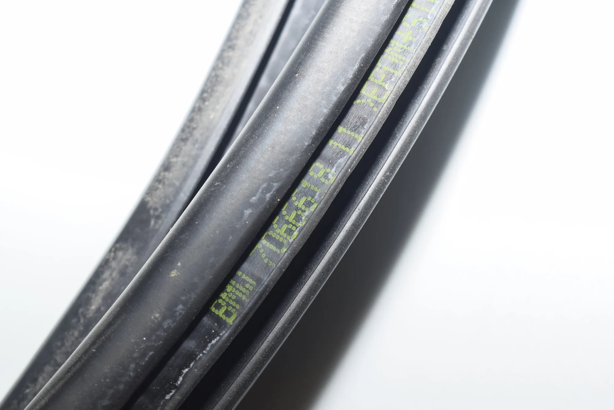 Rear Left Door Seal Rubber – OEM 7066618 · BMW 1 (E87) 123 d 2008 – 4