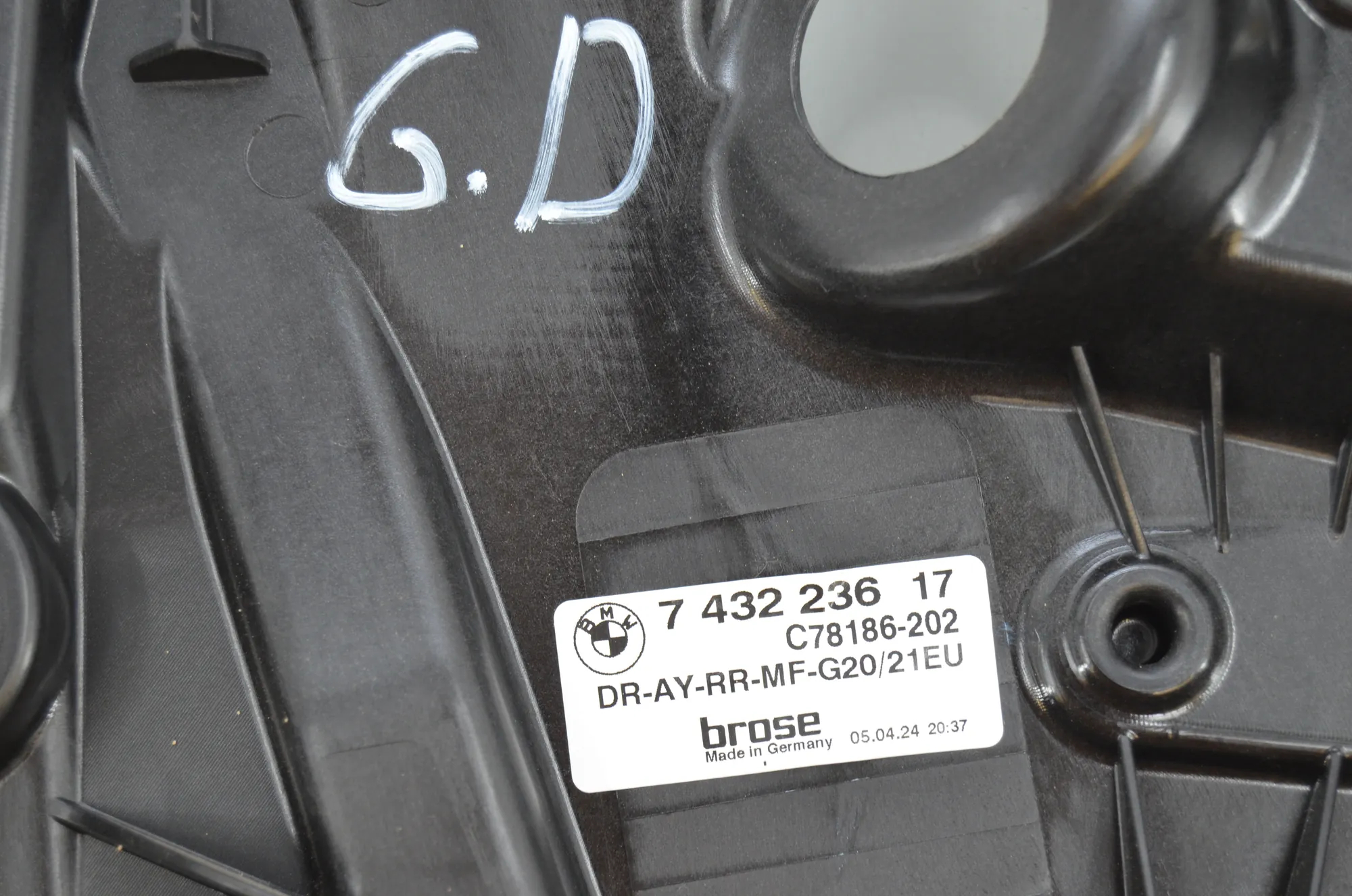 Rear Right Door Window Regulator – OEM 7432236 · BMW 3 Touring (G21) (2019 - -) 320 d 2024 – 4