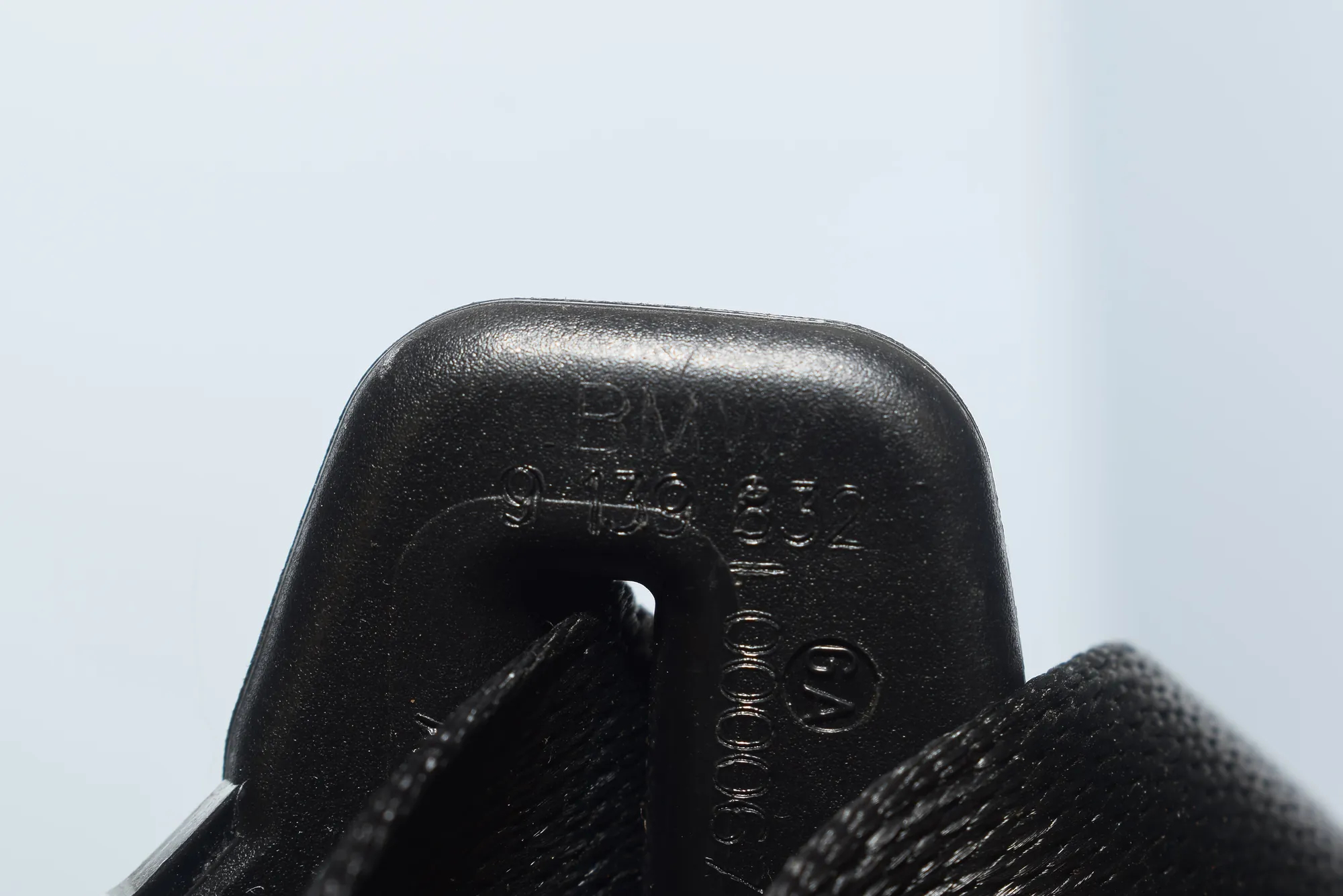 Rear Left Seatbelt – OEM 6070511 · BMW 1 (E87) 123 d 2008 – 6
