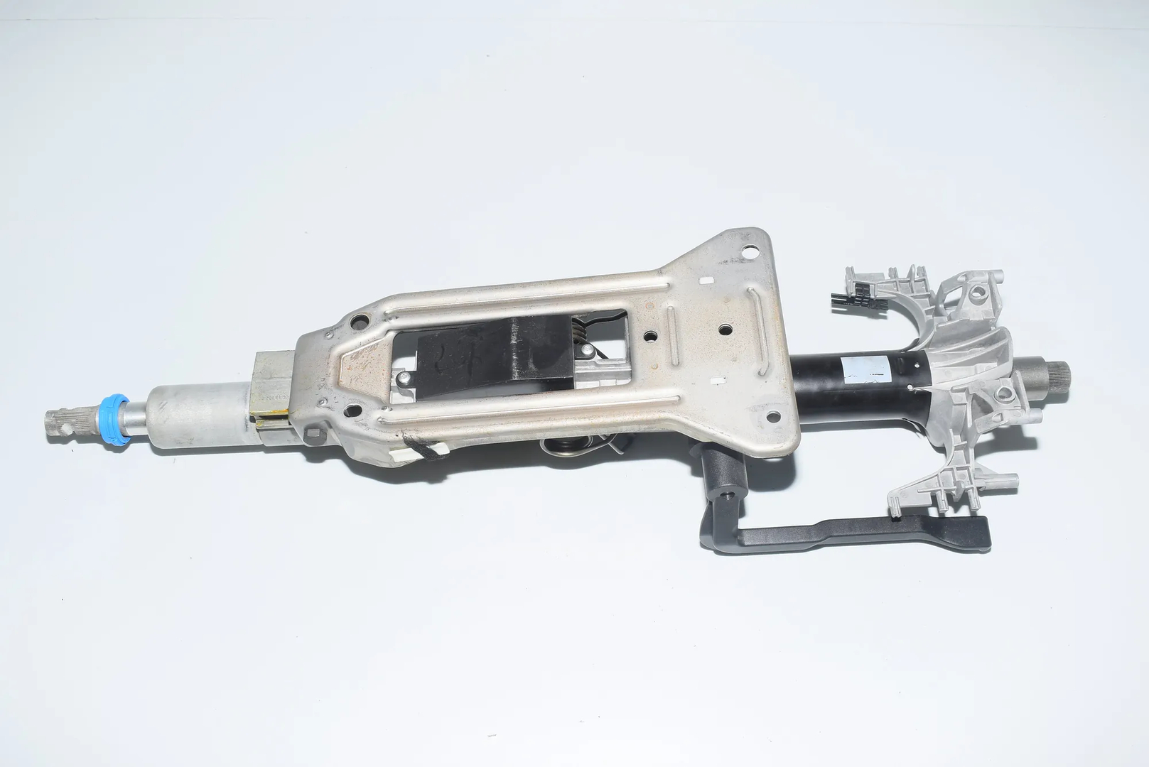 Steering Wheel Adjustment Mechanism – OEM 6786899 · BMW 1 1 (E87) (2003 - 2013) 123 d (2007 - 2011, 2.0 L, 150 kW) 2008 – 3