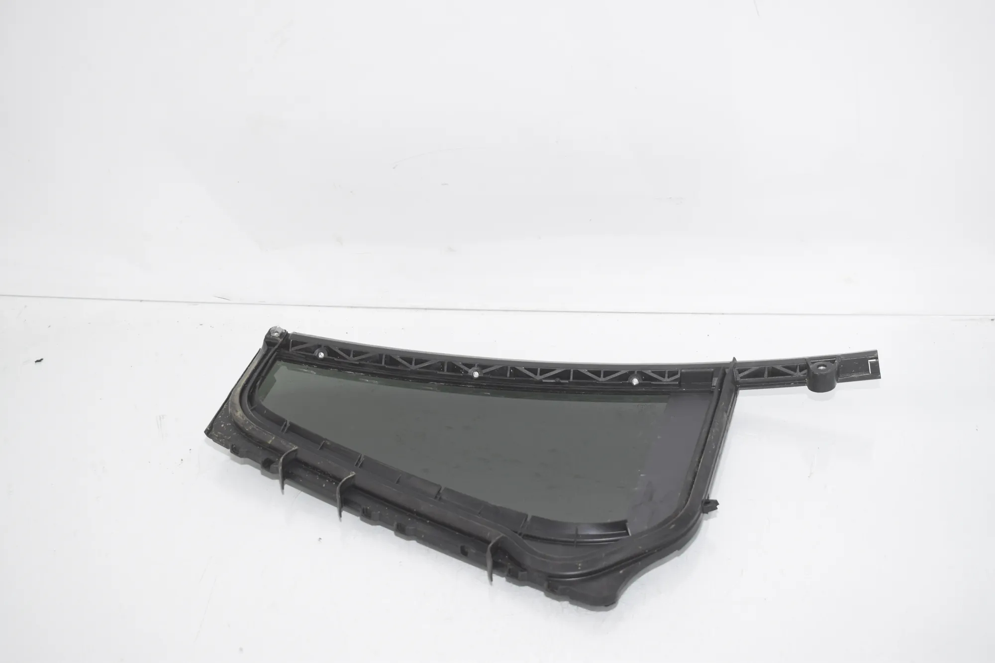 Rear Left Quarter Window – OEM 7499513 · BMW 3 Touring (G21) (2019 - -) 320 d 2024 – 4