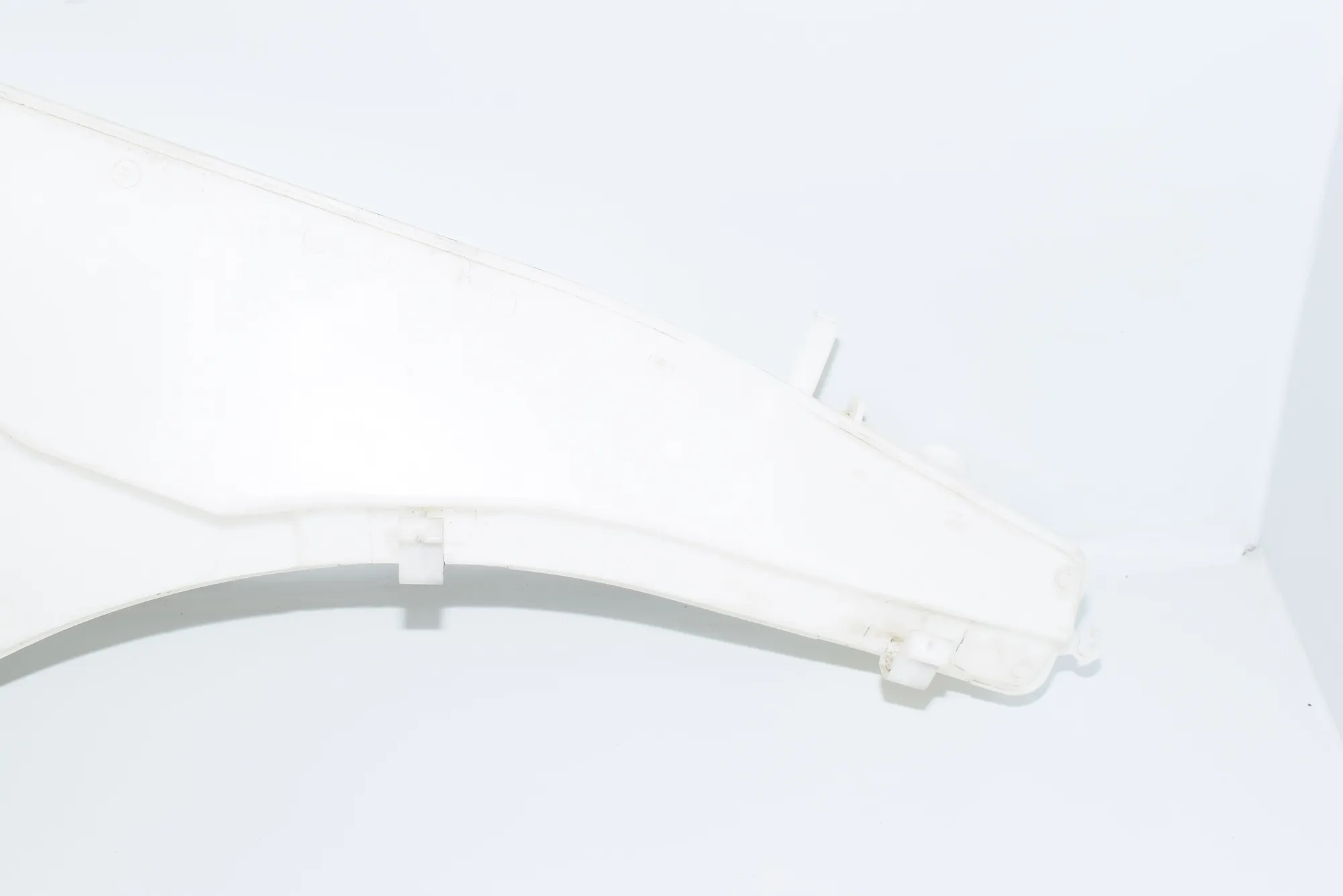 Window Washer Tank – OEM 7161465 · BMW X5 (E70) xDrive 30 d 2012 – 4