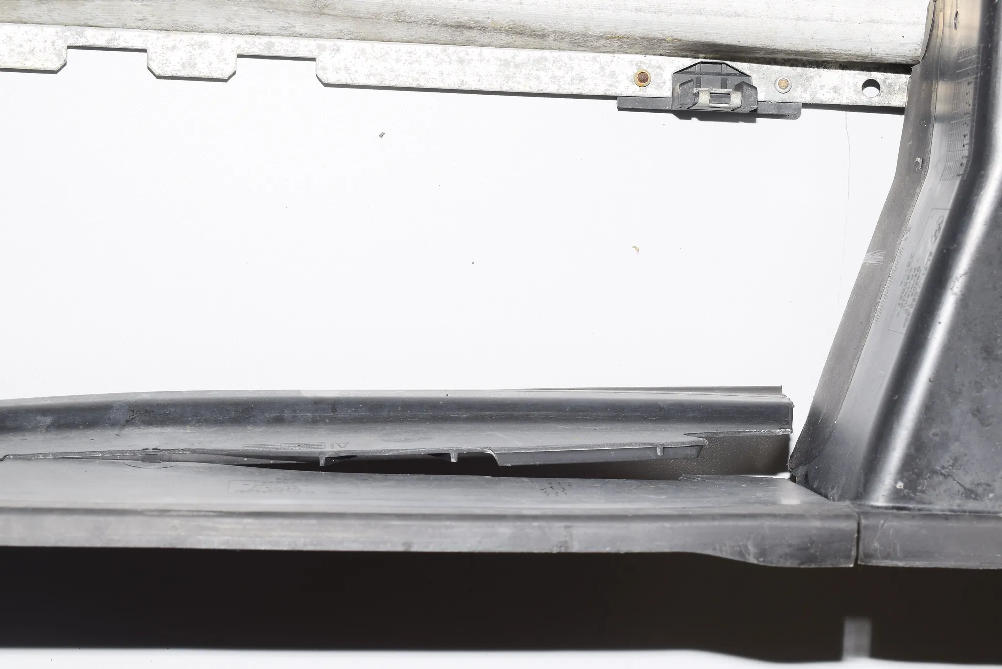 Slam Panel Frame Kit – OEM 7547246 · BMW 5 Touring (E61) 523 i 2005 – 6