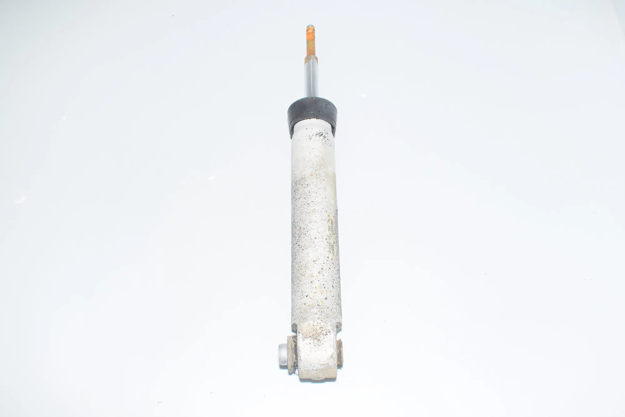 Rear Left Shock Absorber – OEM 6766587 · BMW 5 Touring (E61) 523 i 2005 – 2