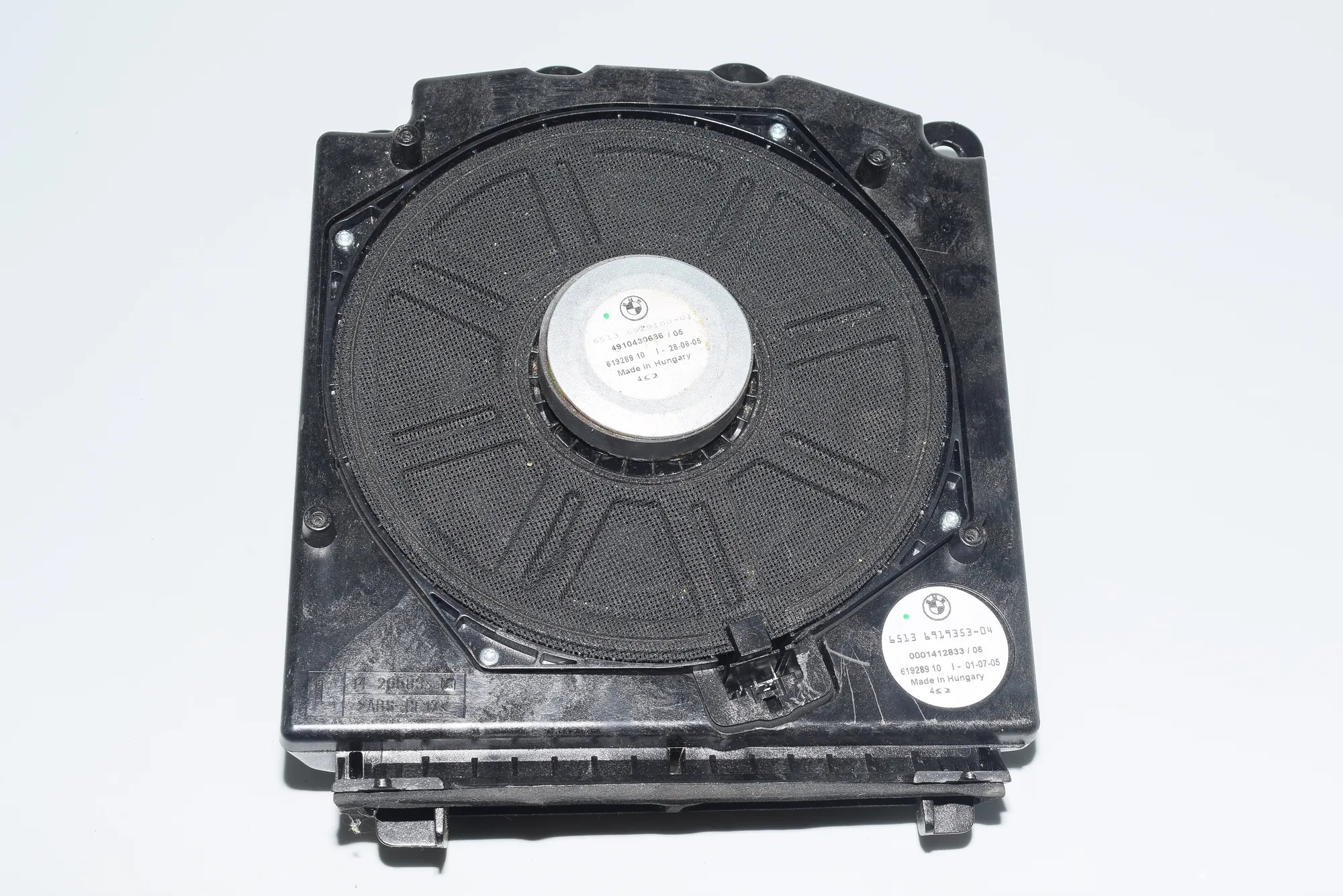 Subwoofer – OEM 6919353 · BMW 5 Touring (E61) 523 i 2005 – 2